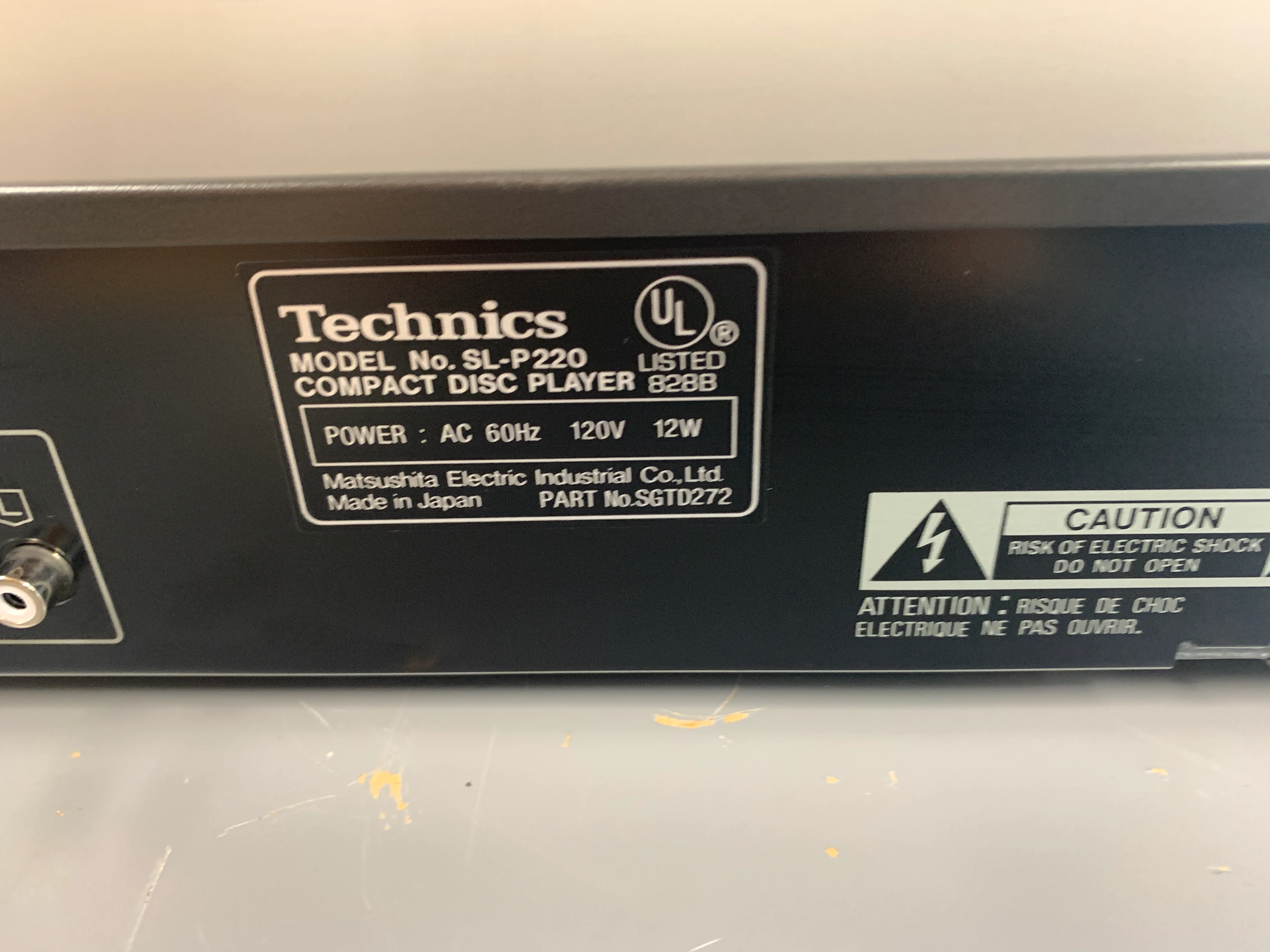 Technics SL-P220 Single Compact Disc Player - Image 18