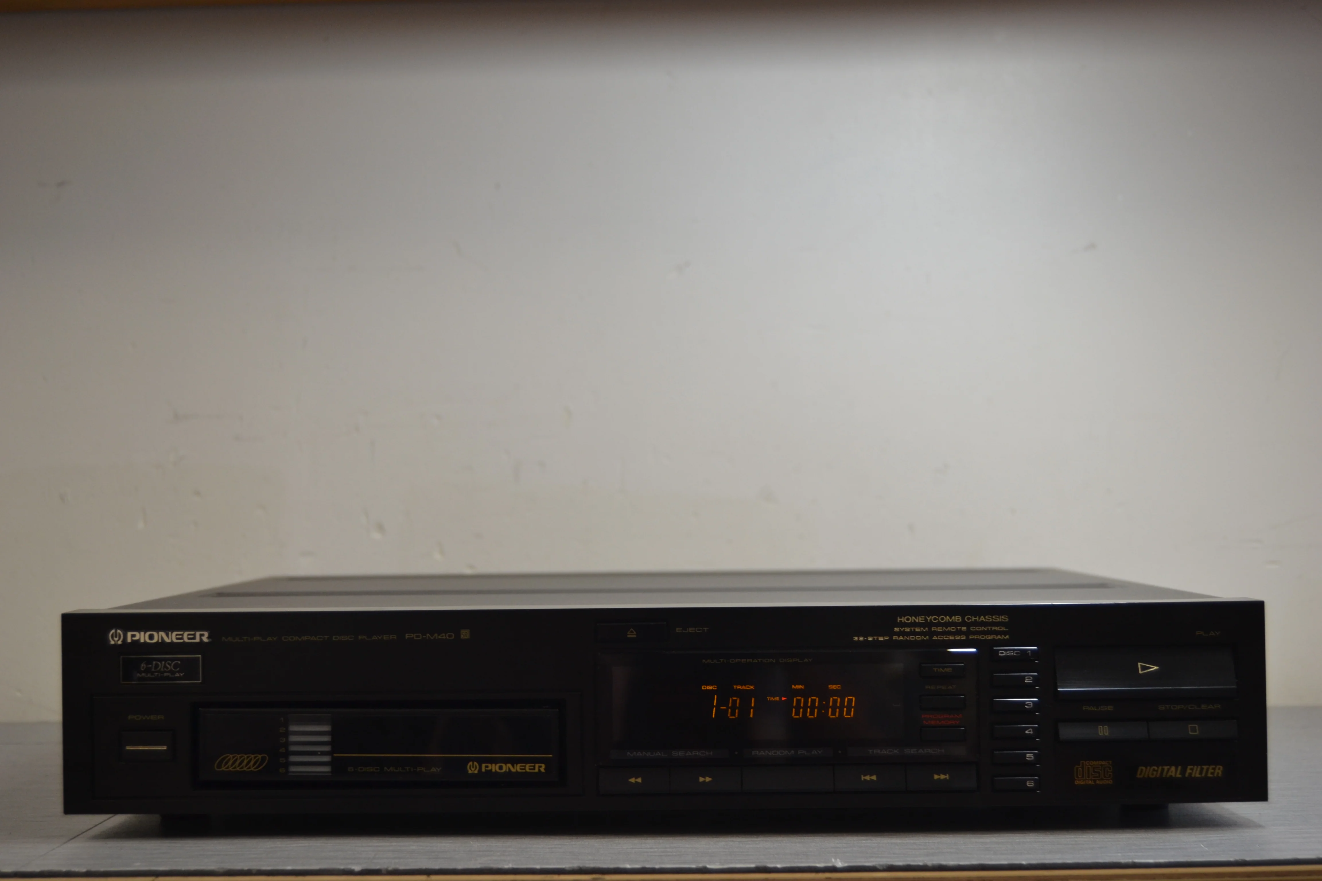 Technics SL-P230 Single CD Player * Remote Control - Image 9