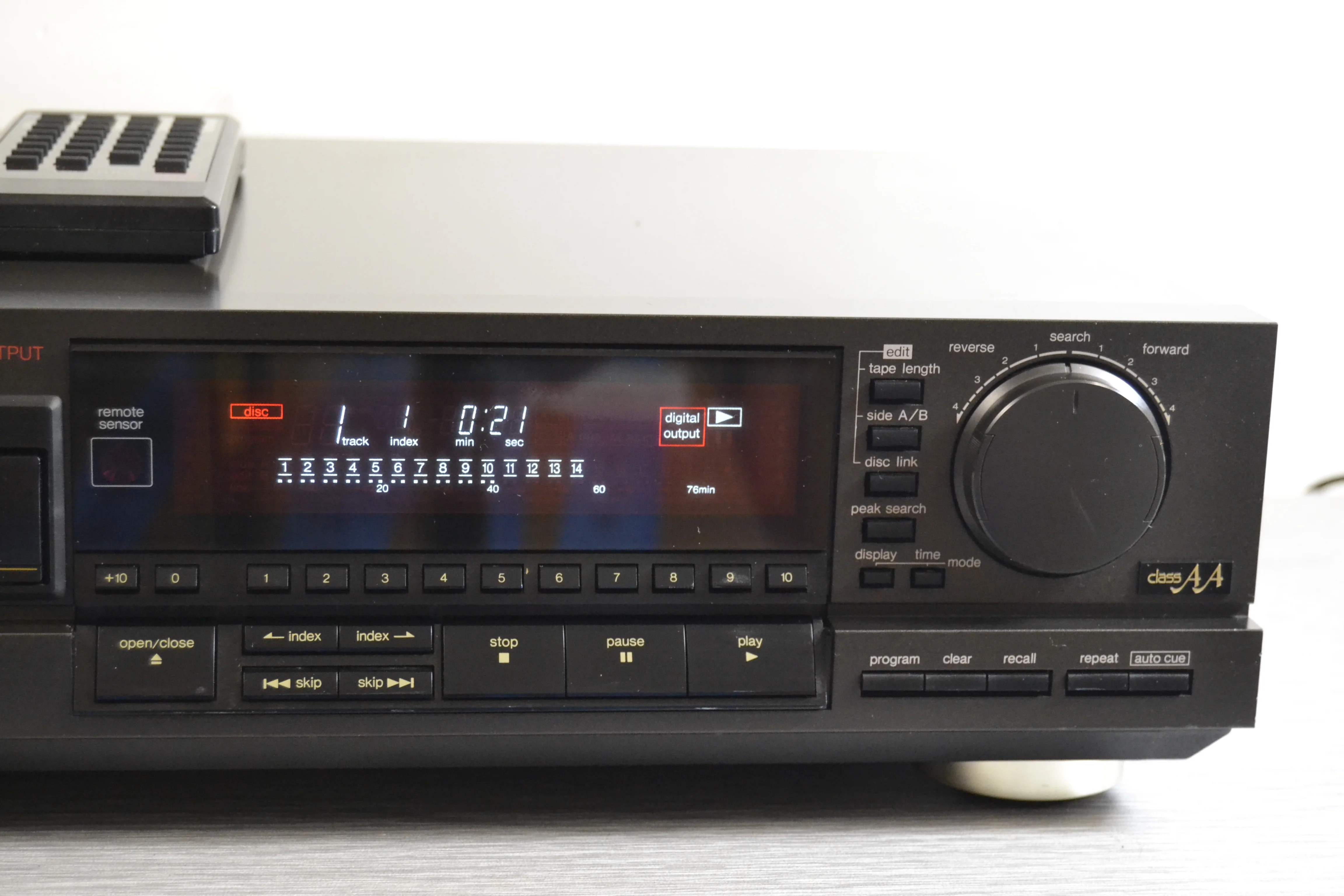 Technics SL-P555 Rare Vintage CD Player Class AA Japan Made 1988 * Remote - Image 4