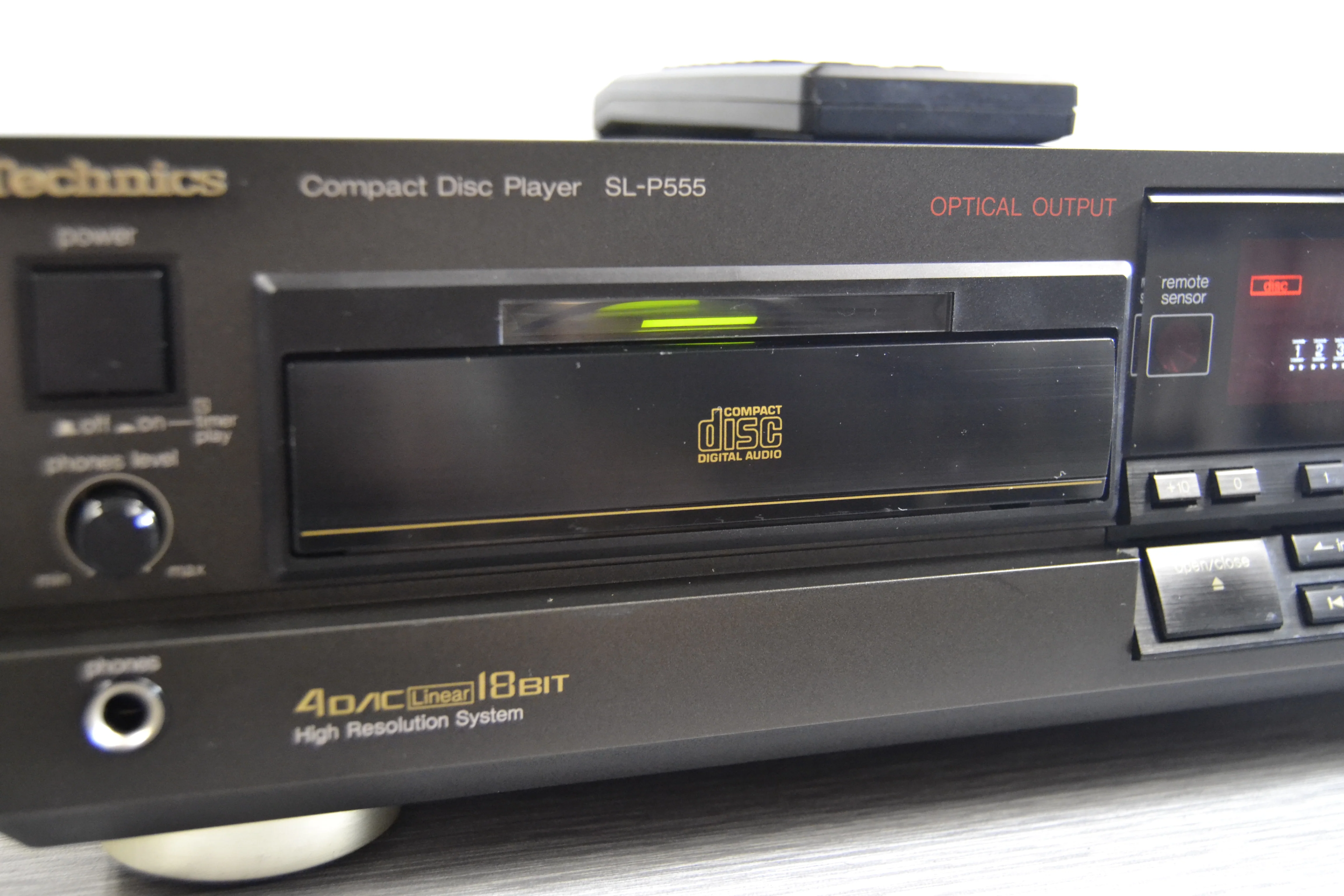 Technics SL-P555 Rare Vintage CD Player Class AA Japan Made 1988 * Remote - Image 5