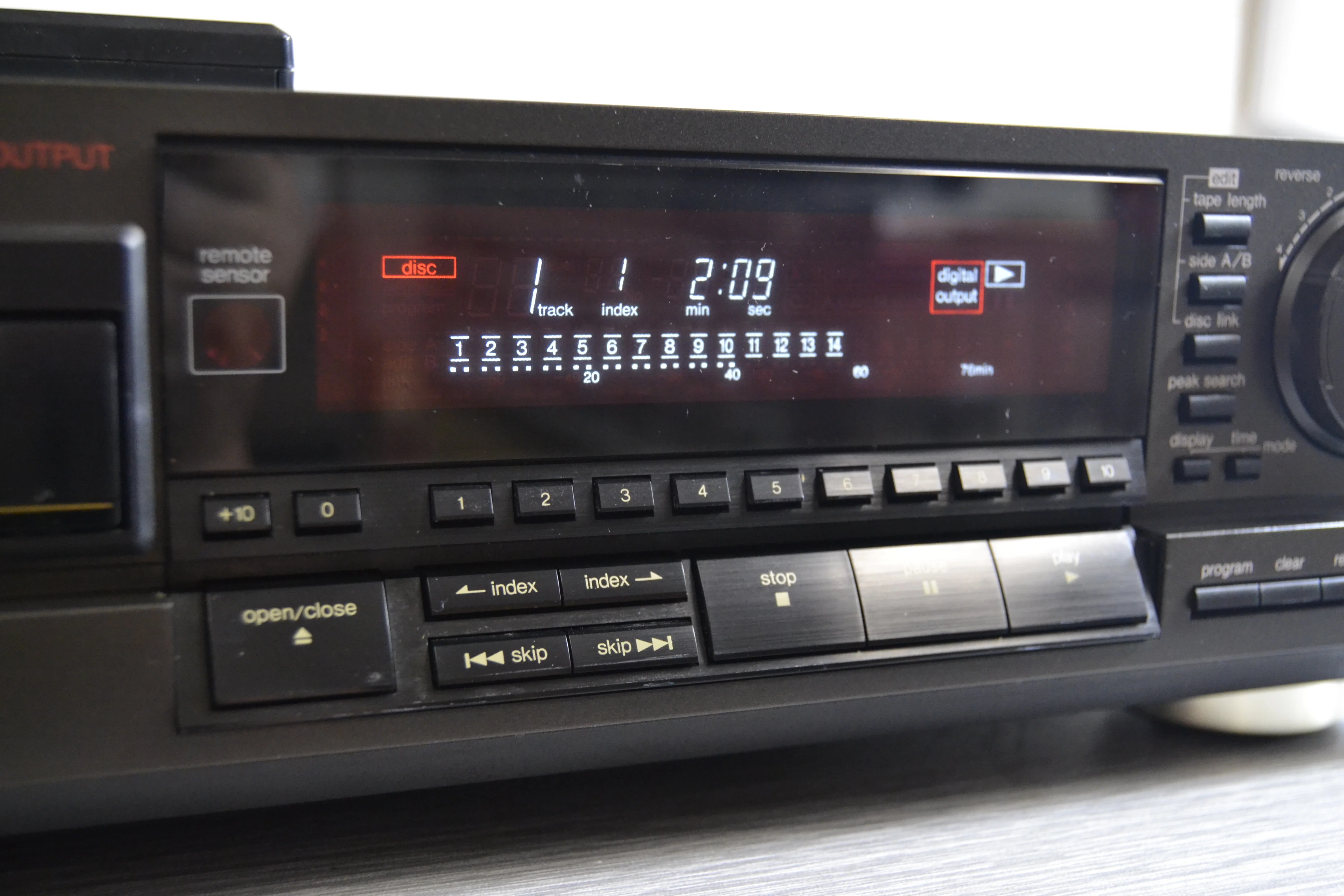Technics SL-P555 Rare Vintage CD Player Class AA Japan Made 1988 * Remote - Image 6