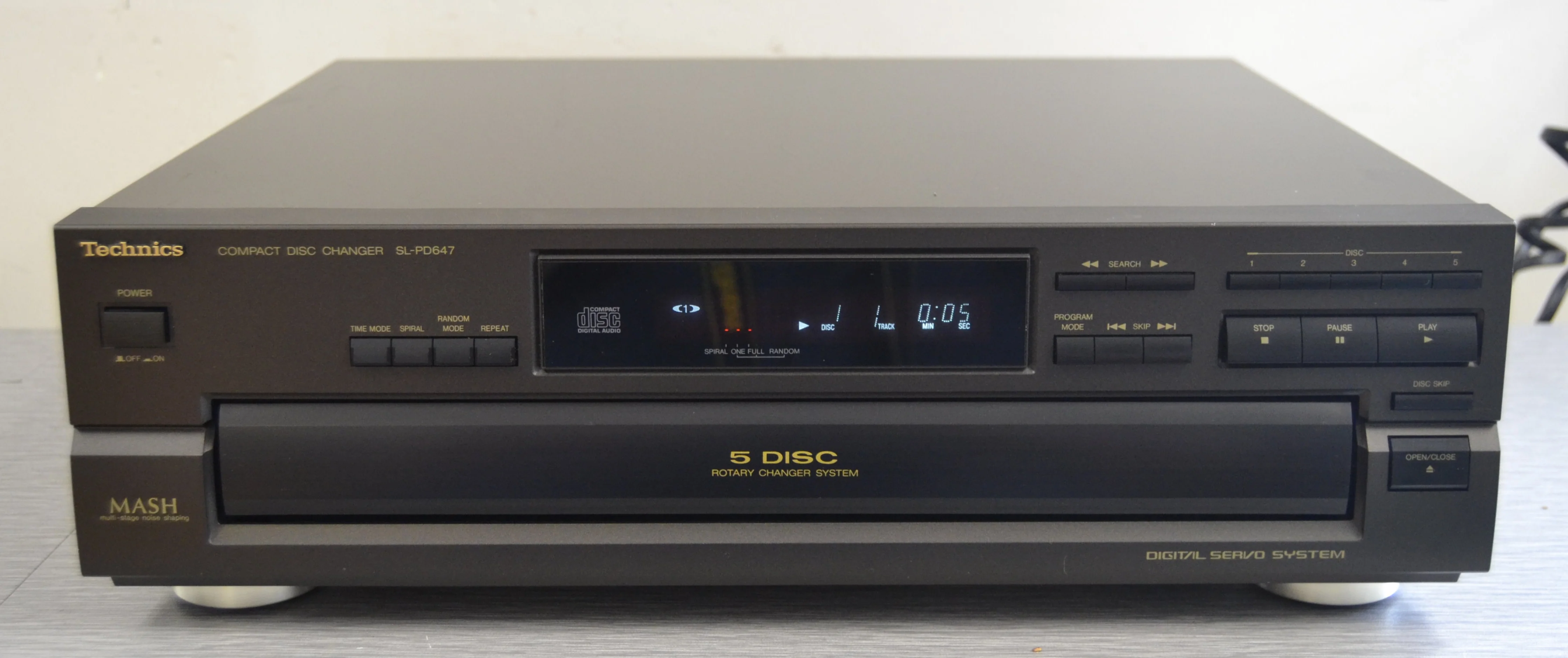 Technics SL-PD647 CD Carousel * 5 Discs