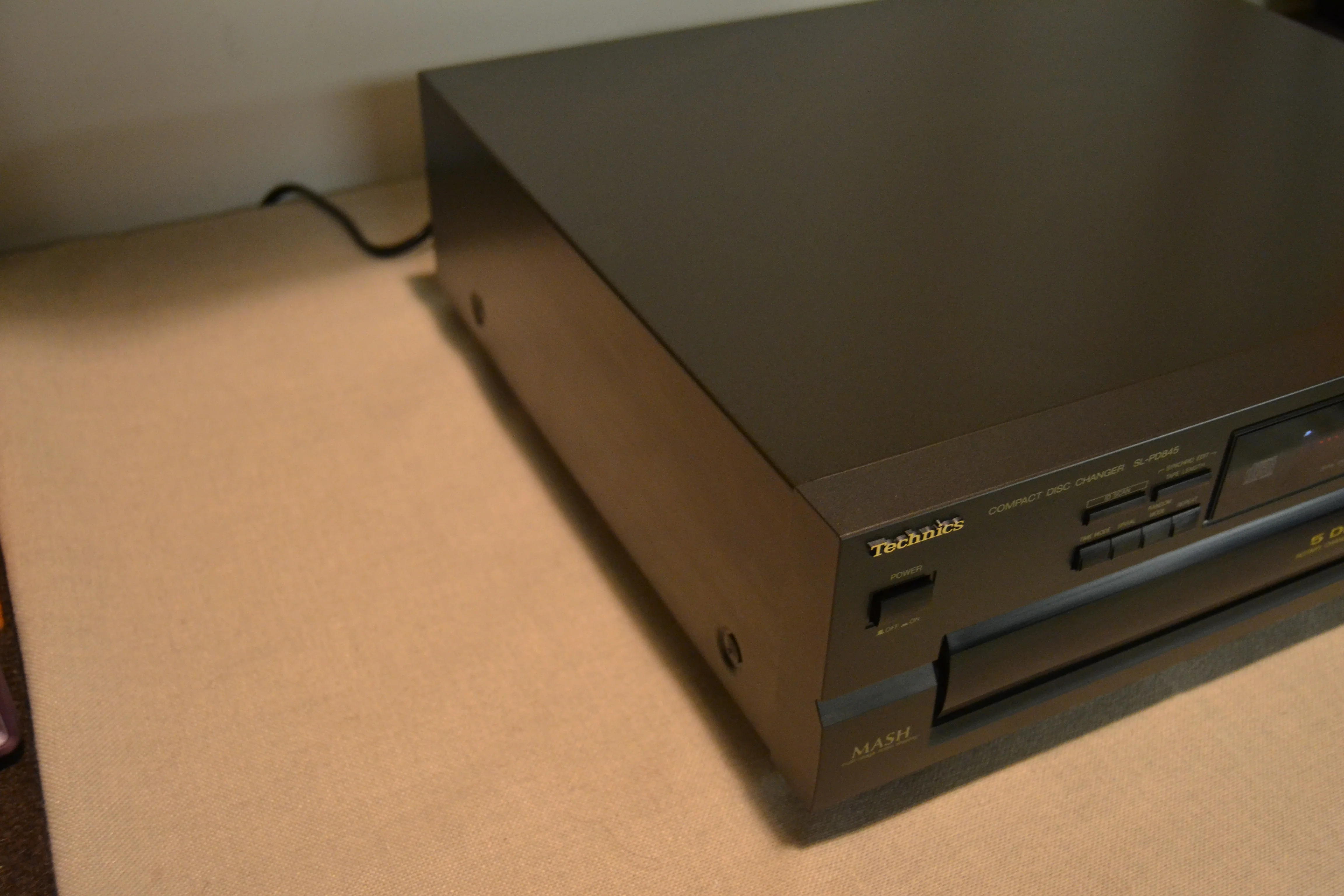Technics SL-PD845 CD Carousel 5 Discs - Image 6