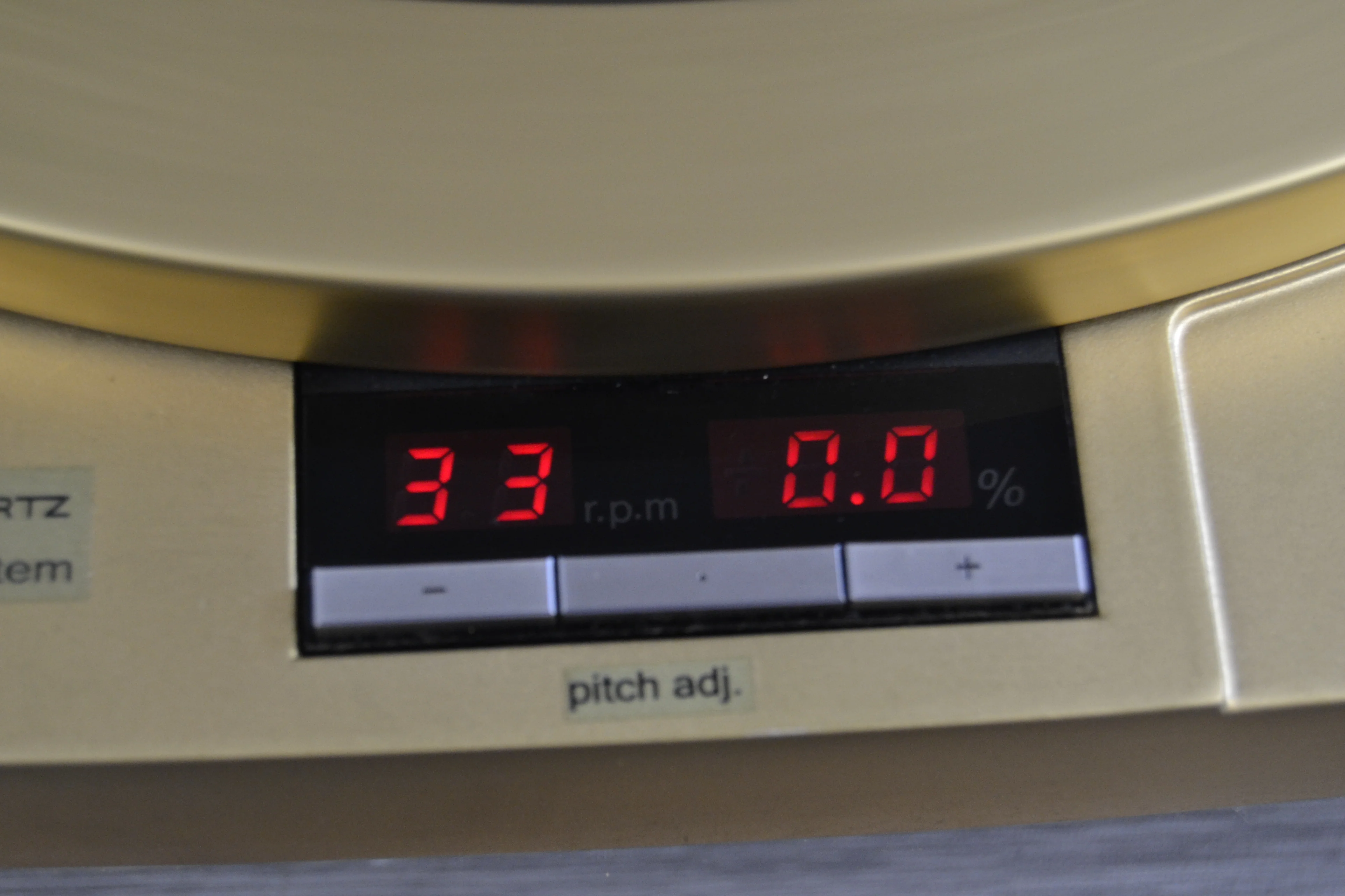 RARE Technics SP-15 Direct Drive Turntable GOLD - Custom Poly Plinth ! - Rebuilt and Recapped ! - Image 10