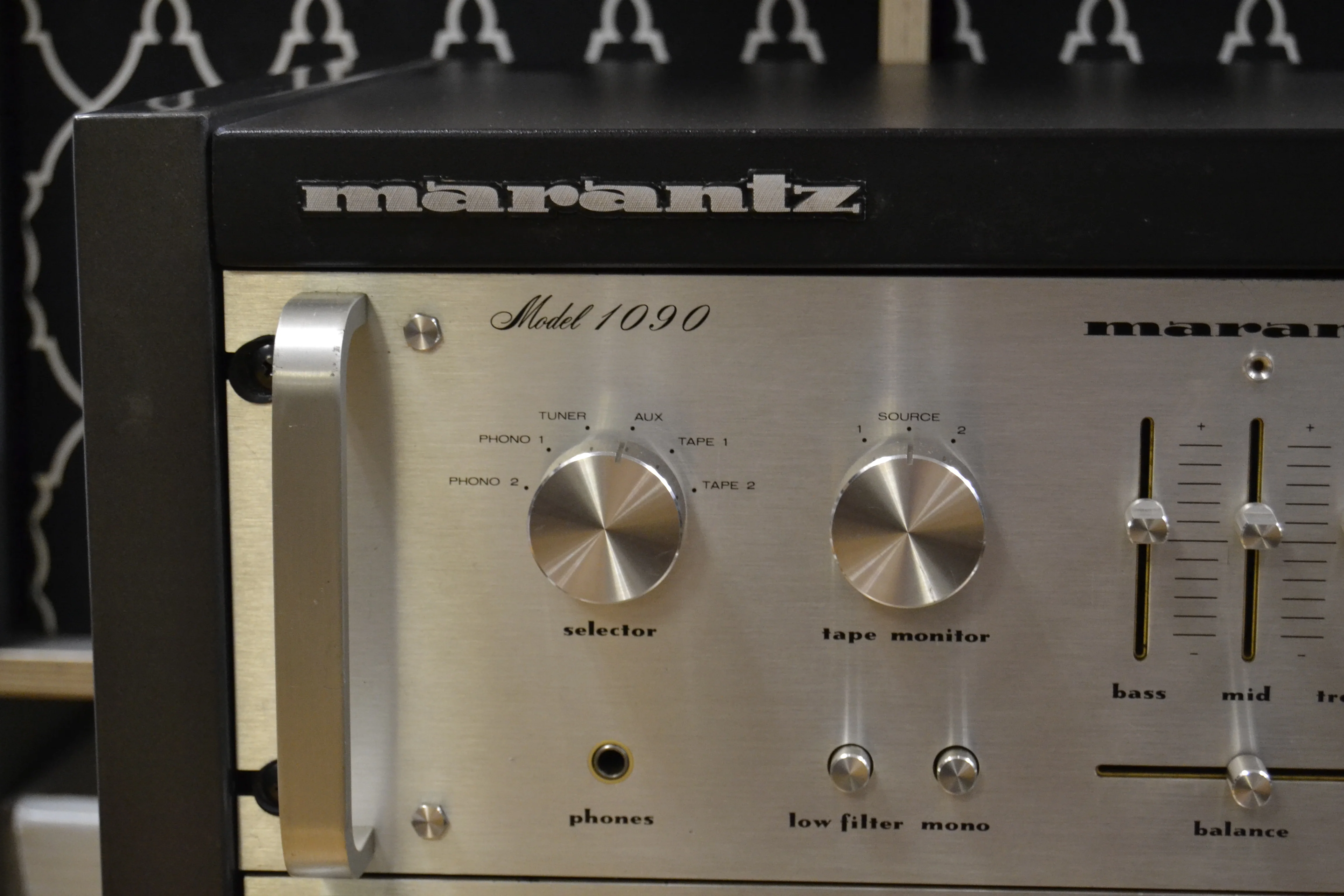 The Marantz Rack with 1090 Integrated Amplifier * 2100L Tuner * 5010B Cassette * - Image 11