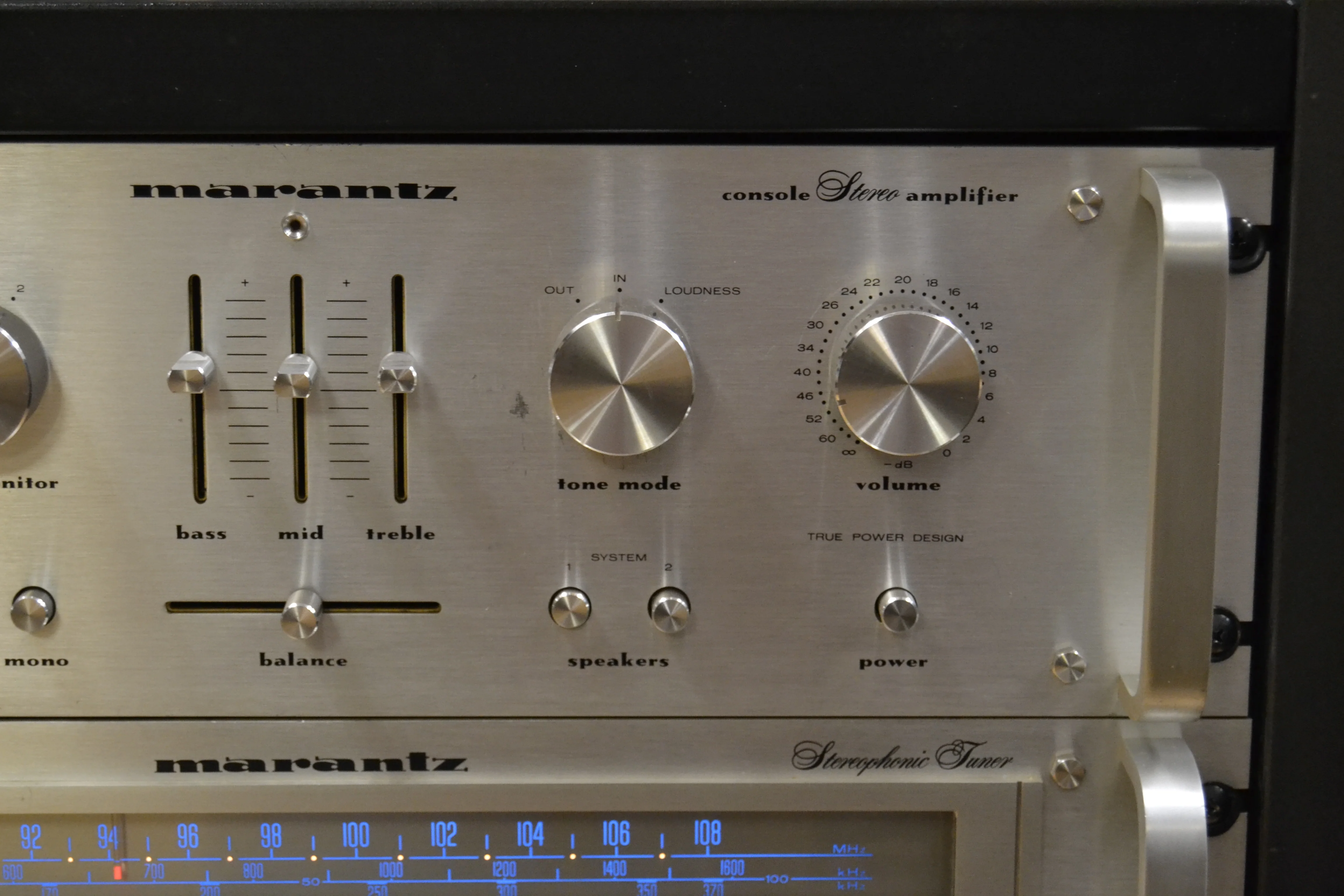 The Marantz Rack with 1090 Integrated Amplifier * 2100L Tuner * 5010B Cassette * - Image 6