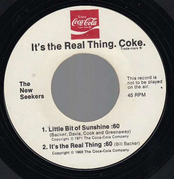 The New Seekers - It's The Real Thing. Coke. (7", Styrene, All) (Very Good (VG)) - Image 2