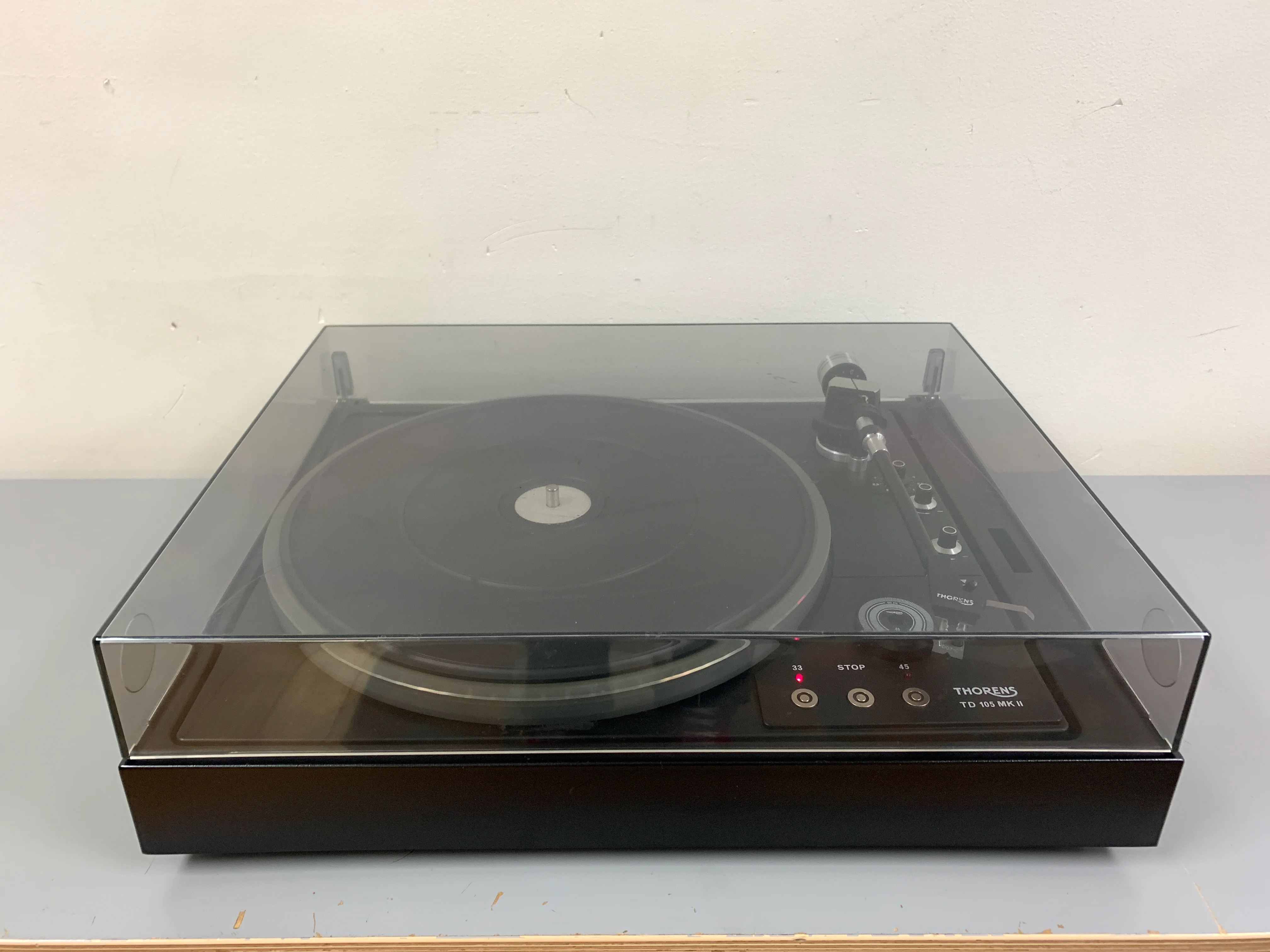 Thorens TD 105 MKII Turntable