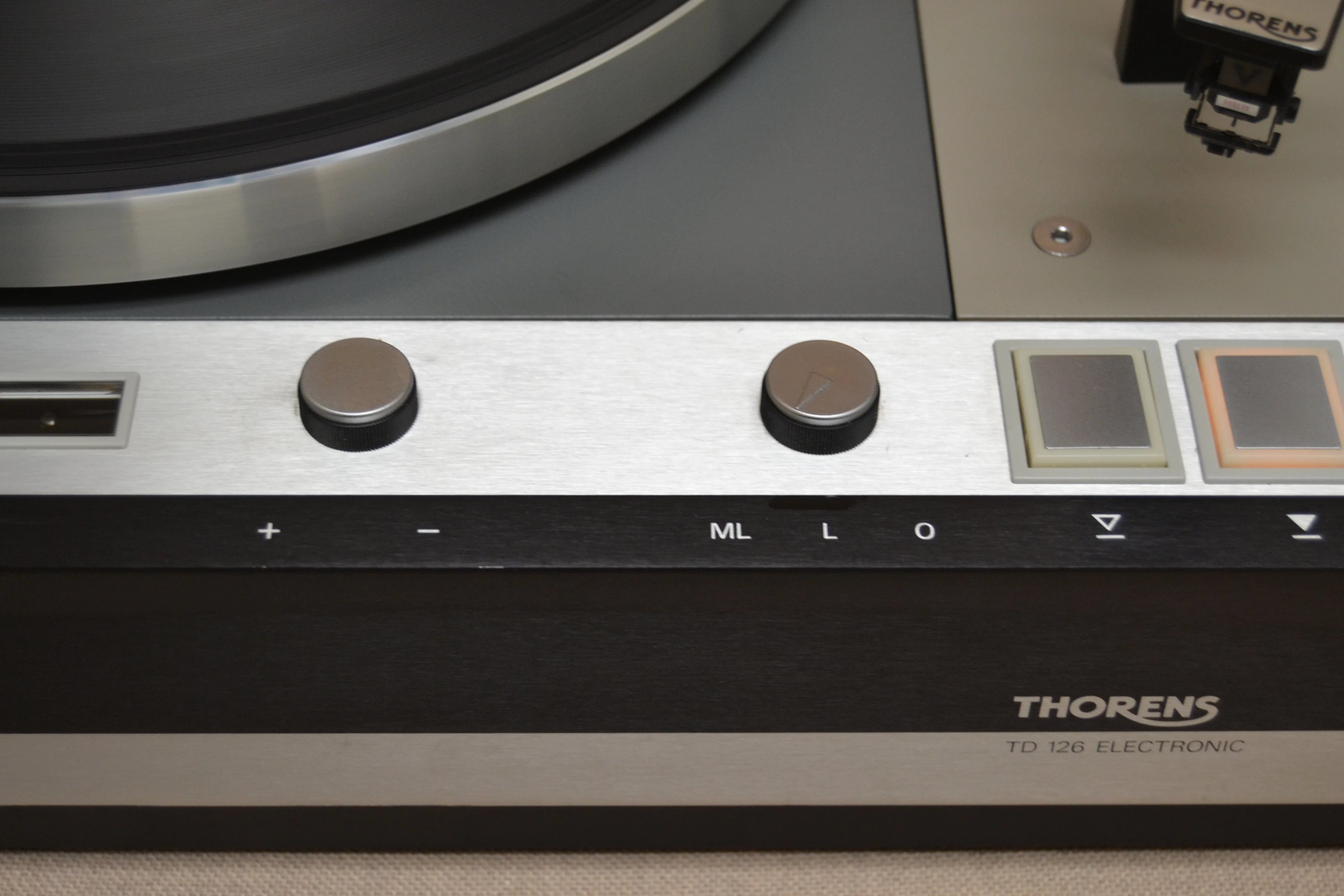 Thorens TD126 Electronic * Belt Drive Turntable * Shure V15 V Cartridge * Second NOS Shure Stylus - Image 7