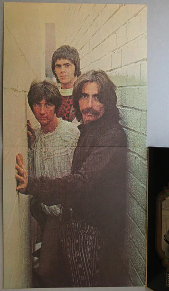 Three Dog Night - Golden Bisquits (LP, Comp, Club, RE, Rec) (Very Good Plus (VG+)) - Image 5