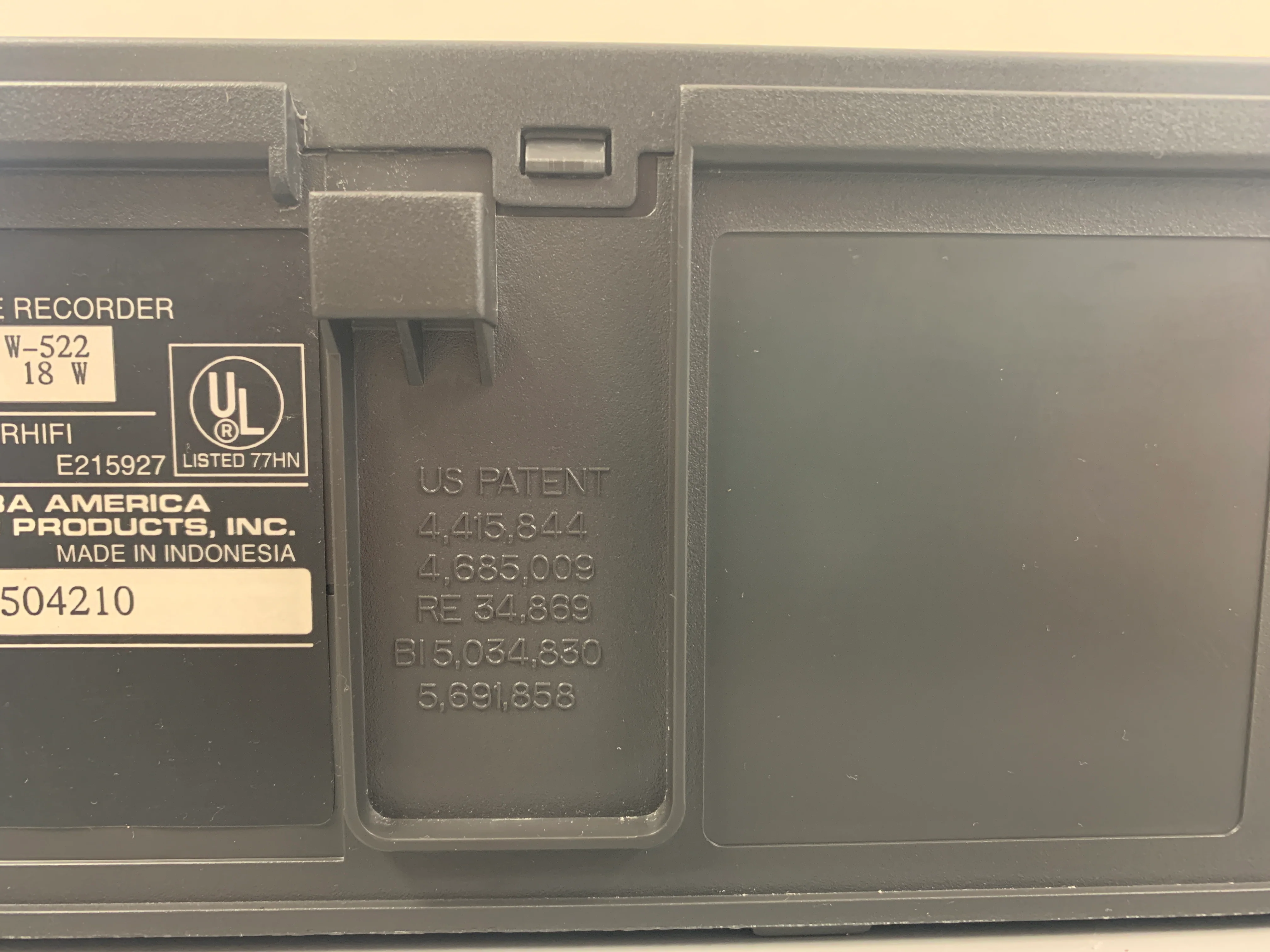 Toshiba 4 Head Hi-Fi VCR W-522 - Image 9