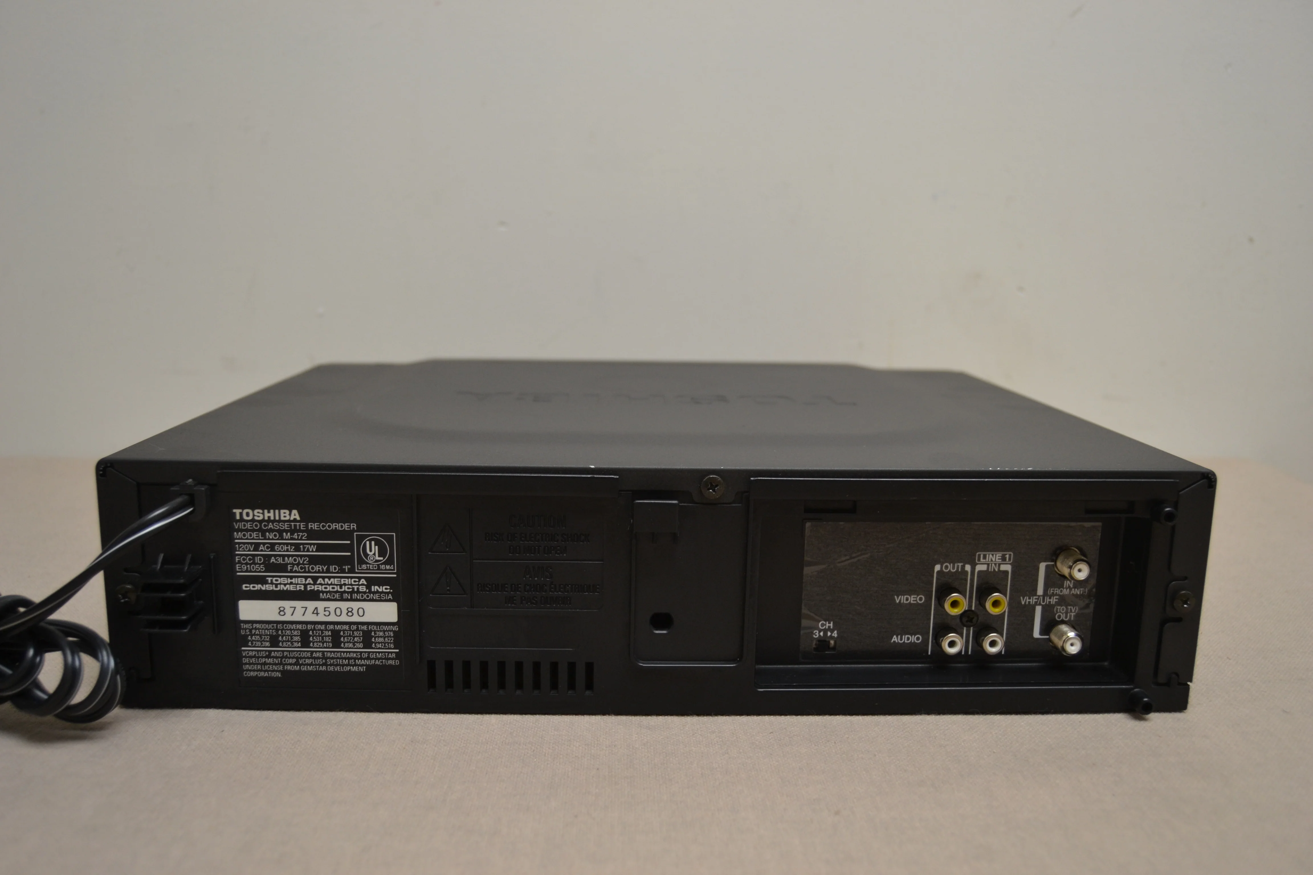Toshiba M-472 Video Cassette Recorder * Remote * Fully Serviced New Belts - Image 9