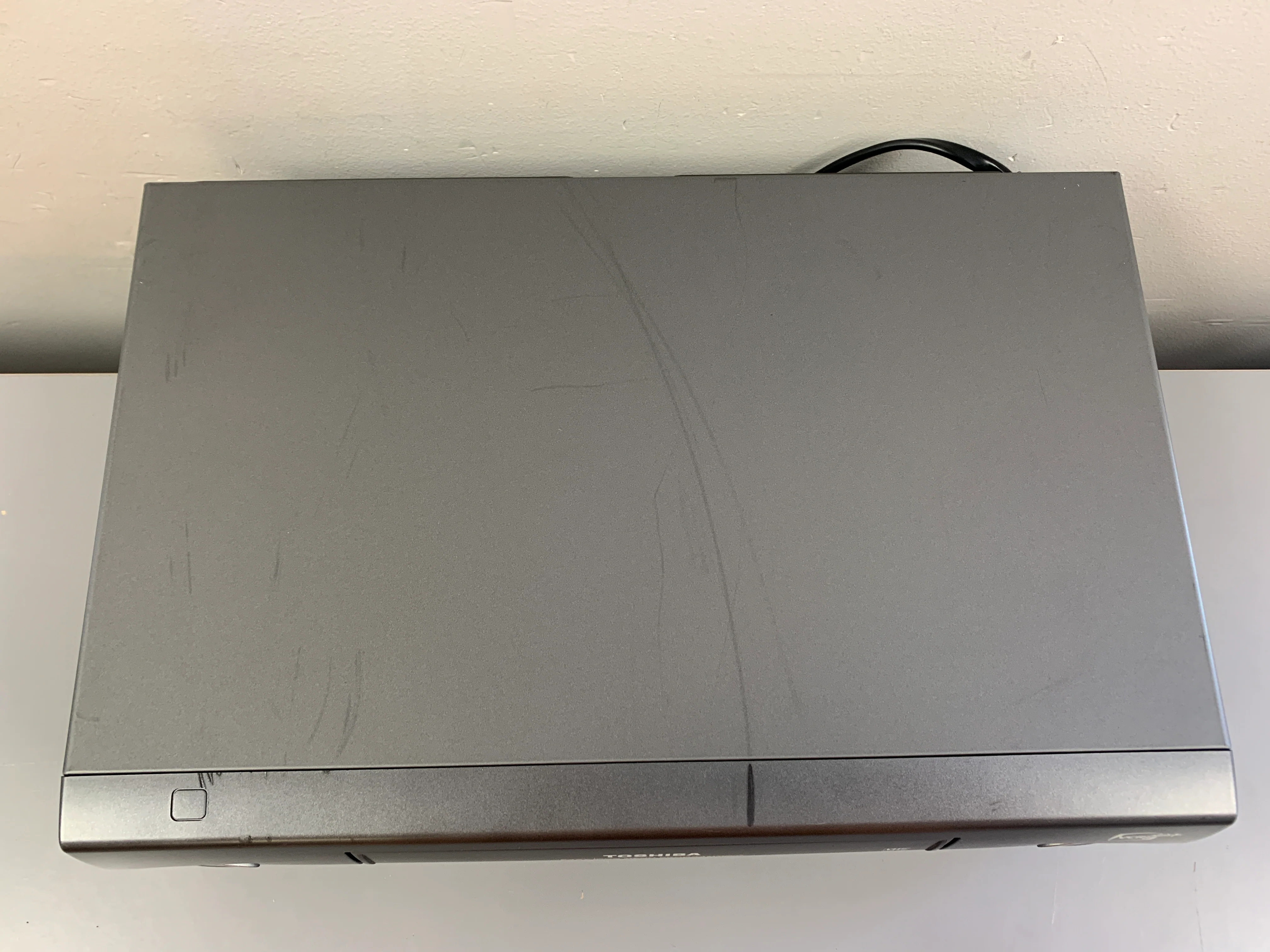 Toshiba M-645 VHS Player - Image 5