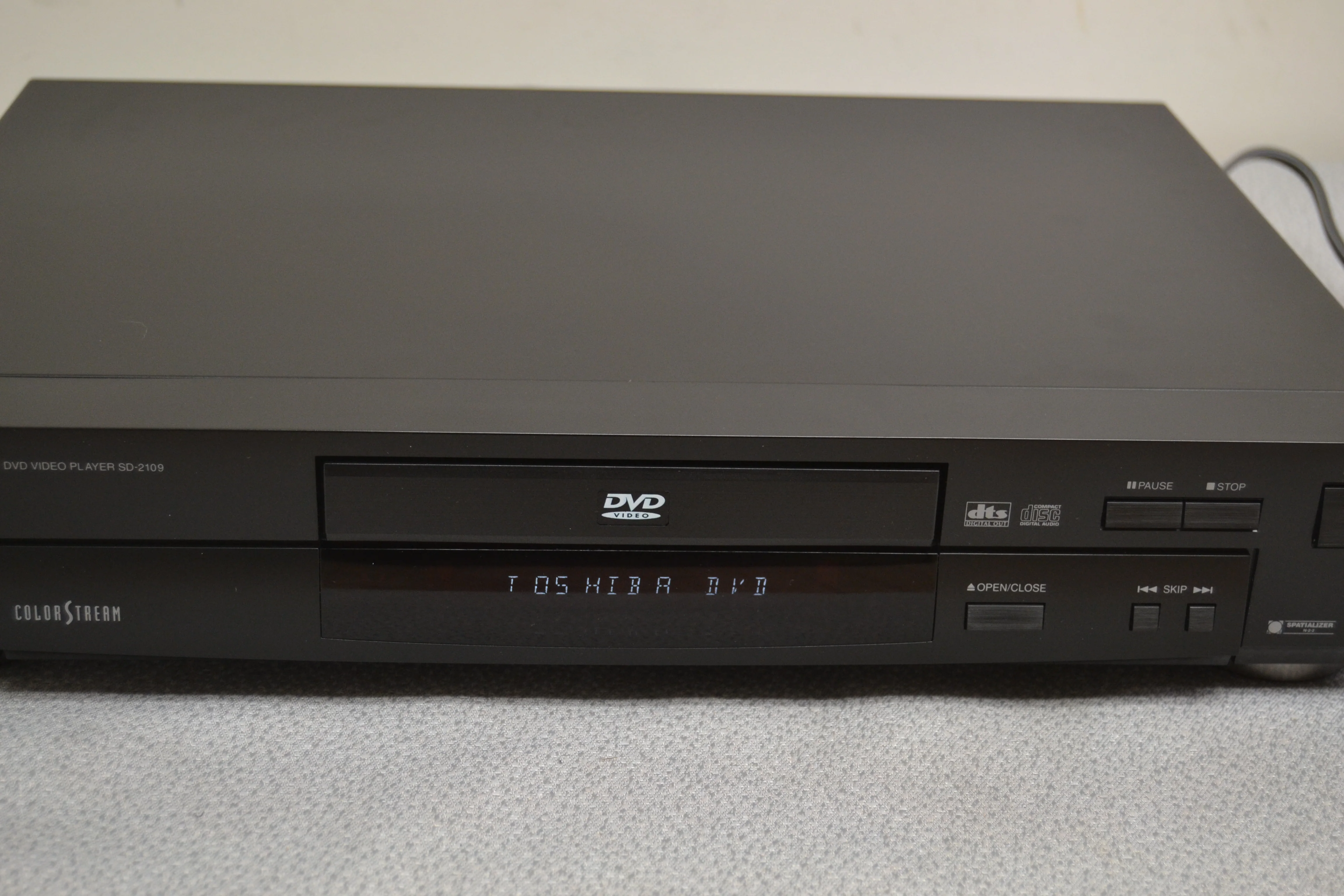 Toshiba SD-2109U Single DVD/CD Player - Image 12