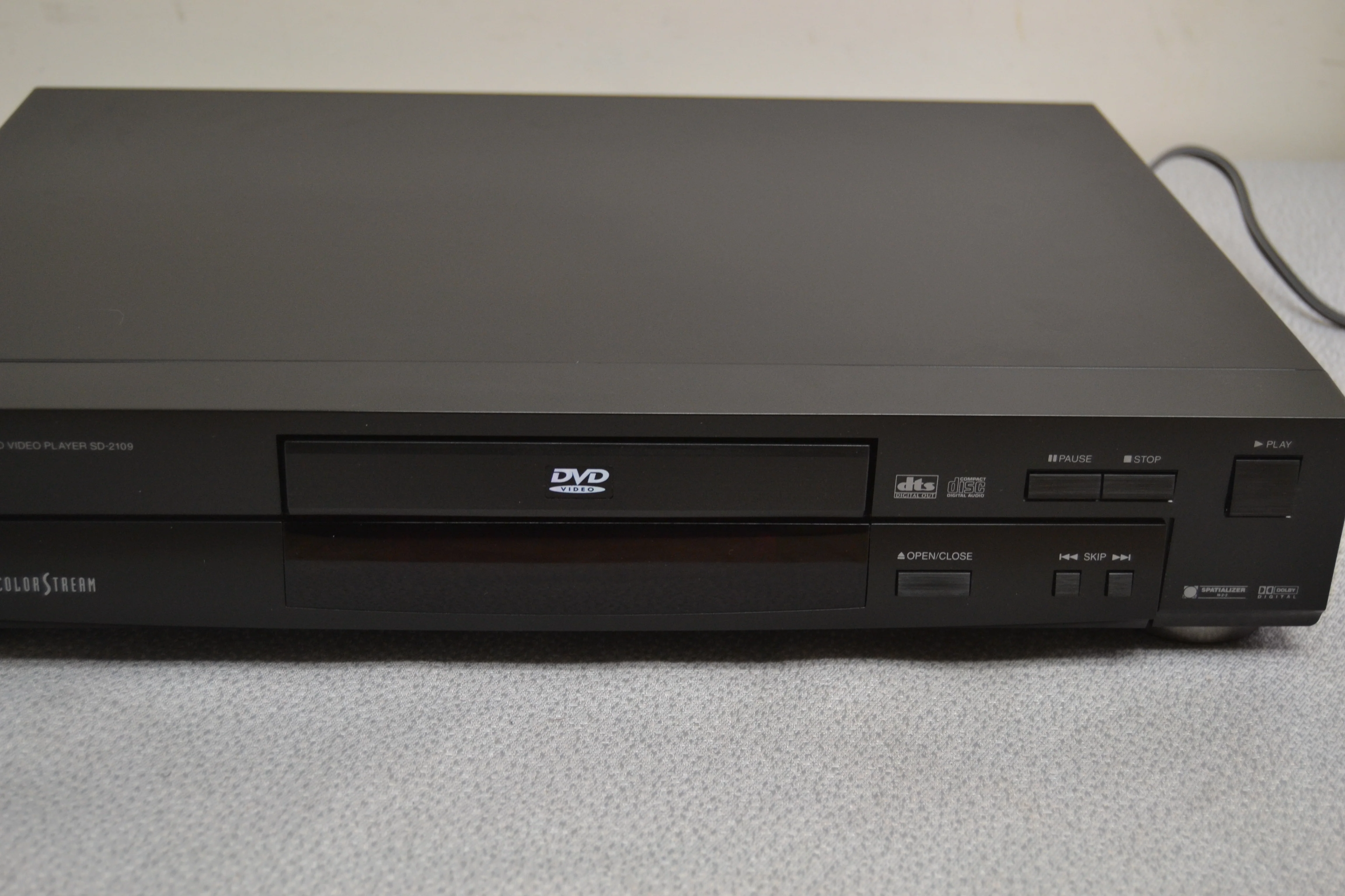Toshiba SD-2109U Single DVD/CD Player - Image 14