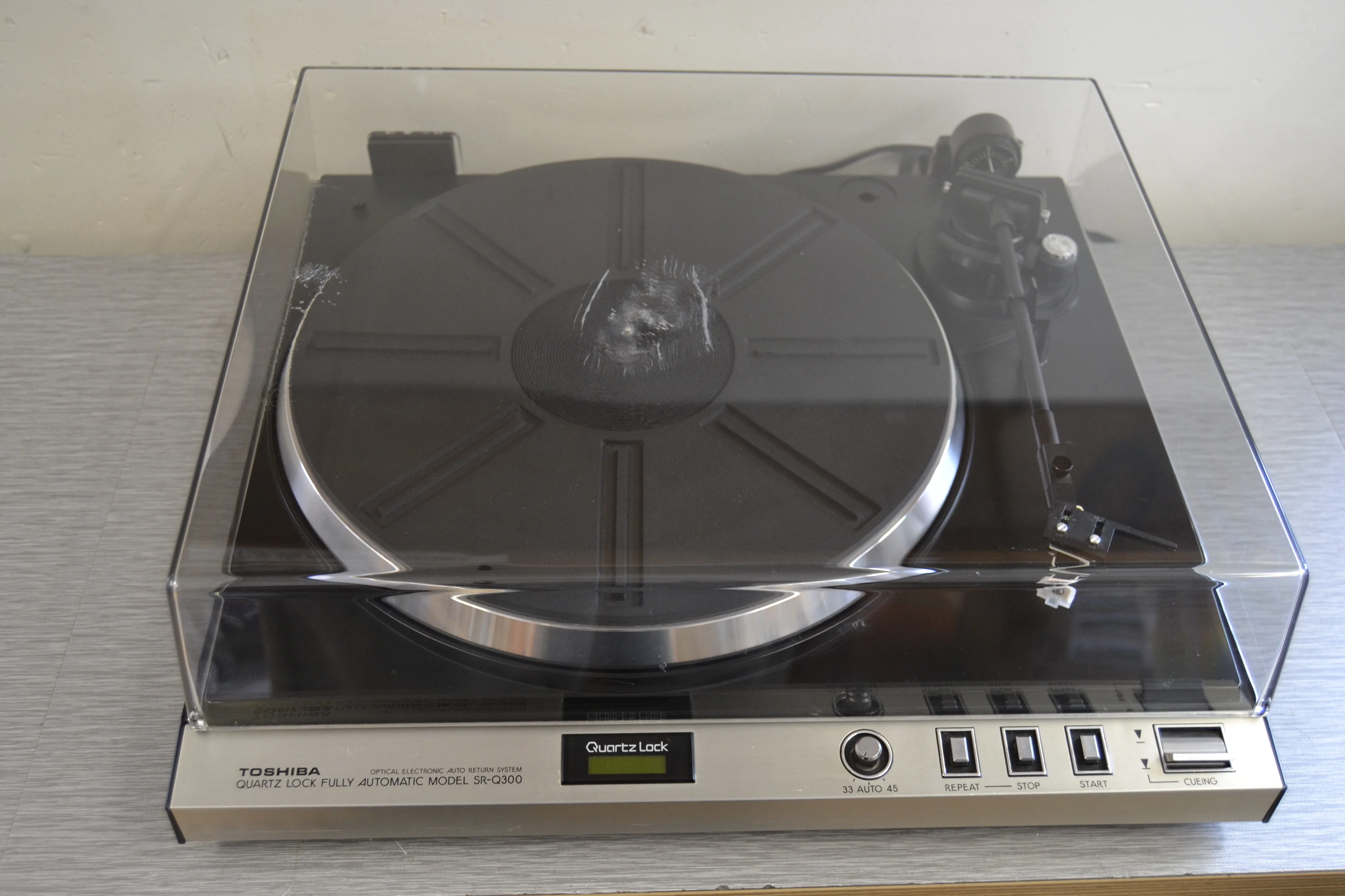 Toshiba SRQ300 Quartz Locked Turntable * NEW Audio Technica Cartridge - Image 4