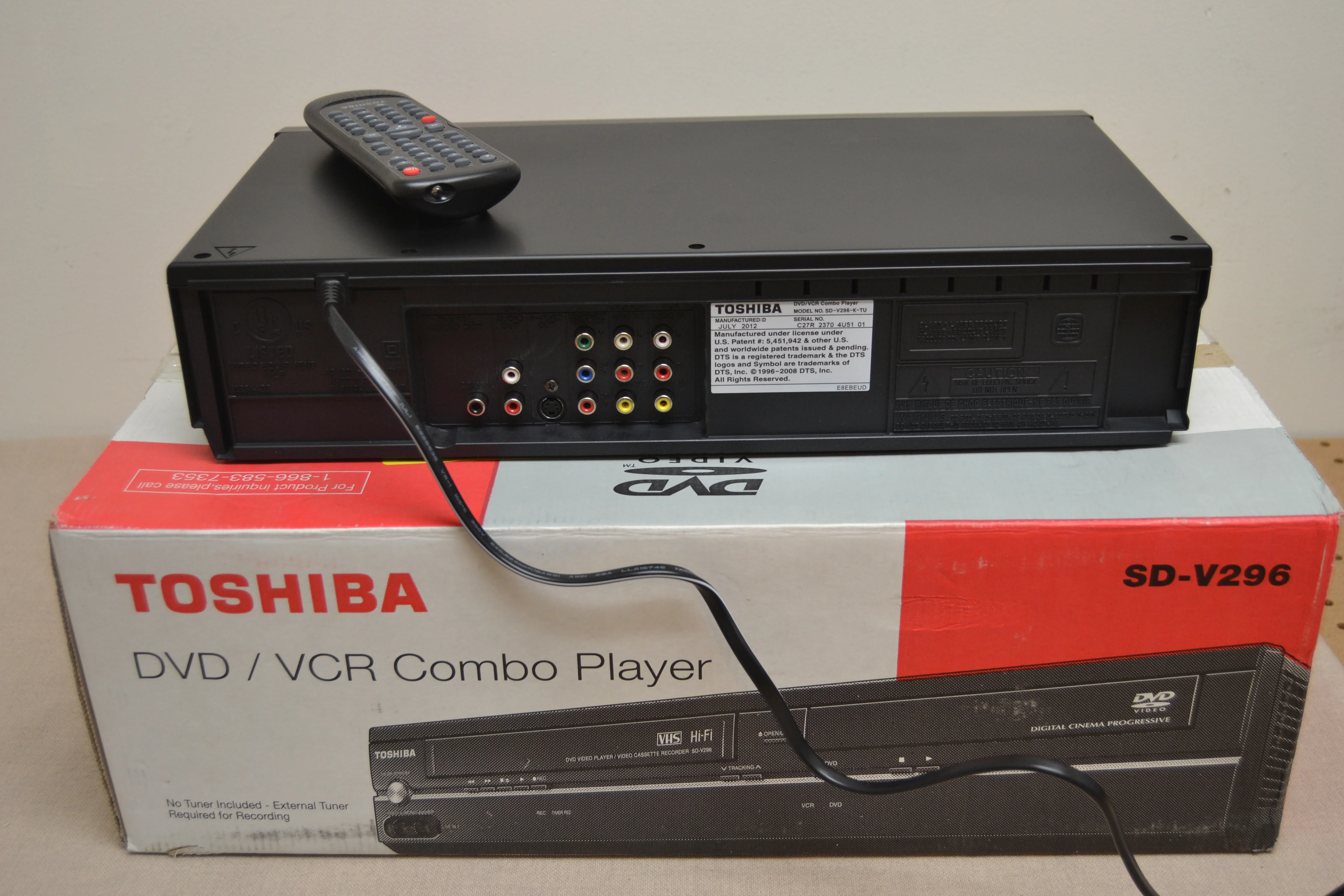 Toshiba SV-D296 Video Cassette Recorder / DVD Player Combo * Remote * Manual * Box - Image 10