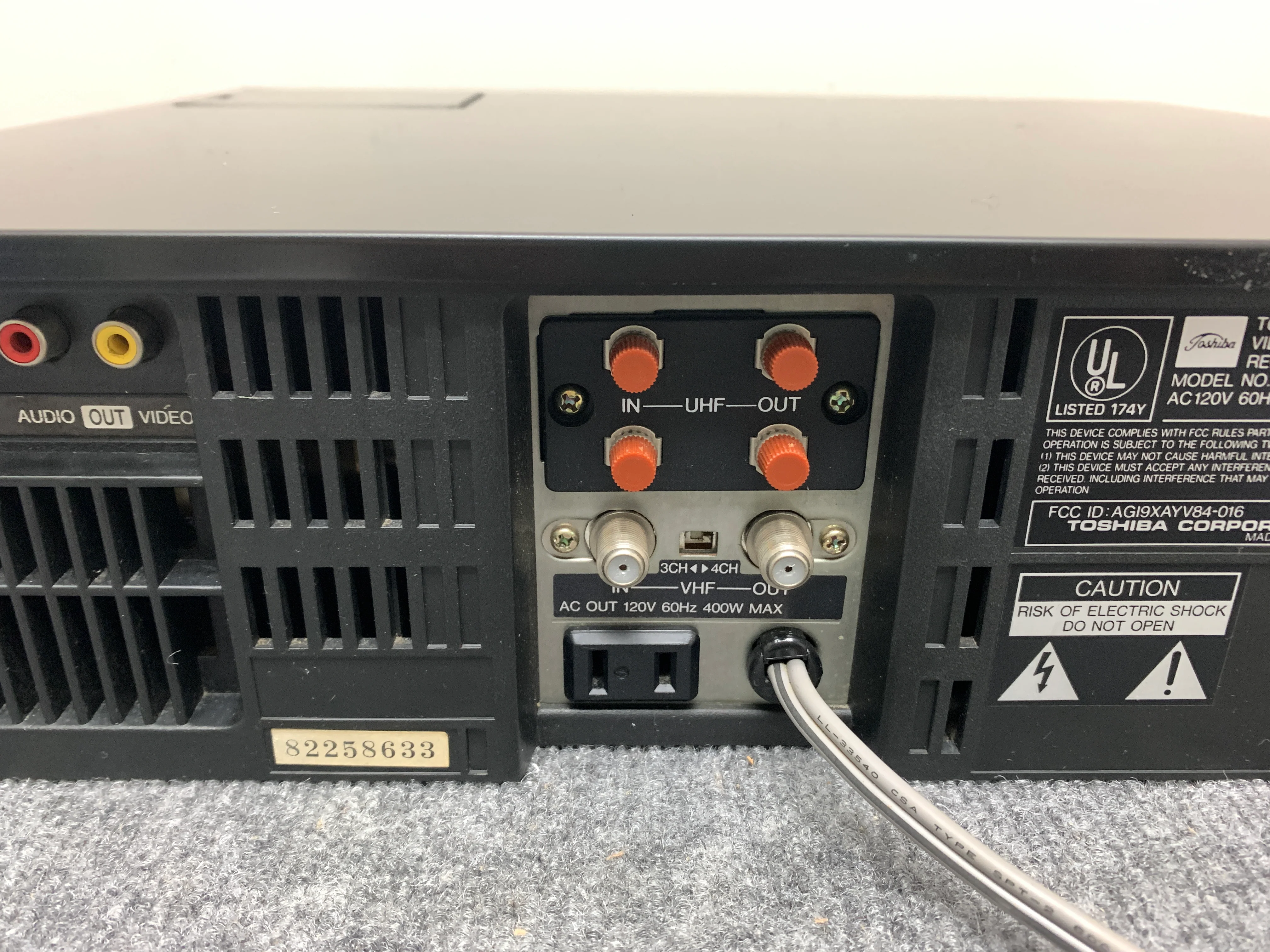 Toshiba V-M410 Betamax Video Cassette Recorder - Image 13
