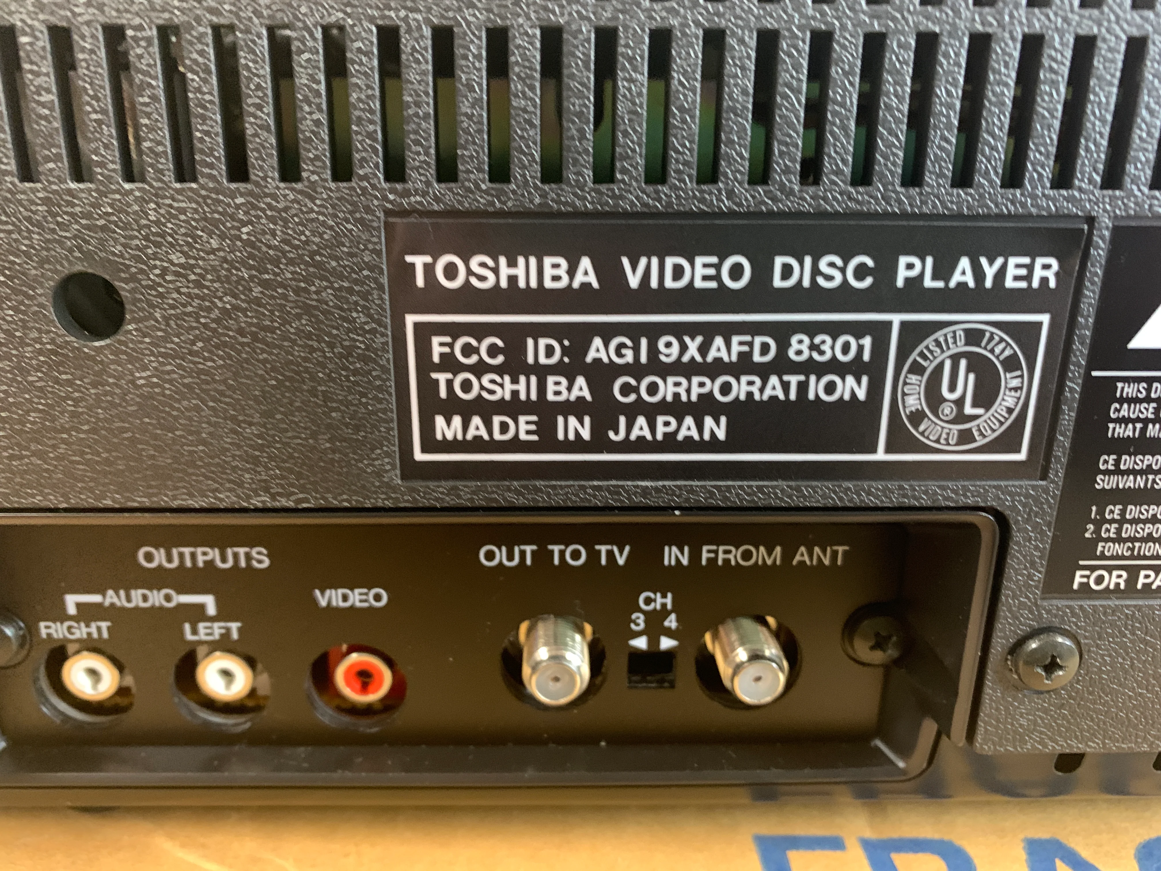 Toshiba VP-550 * CED RCA Video Disc Player * New Open Box * Serviced with New Belts * Box * Remote * Manual - Image 15