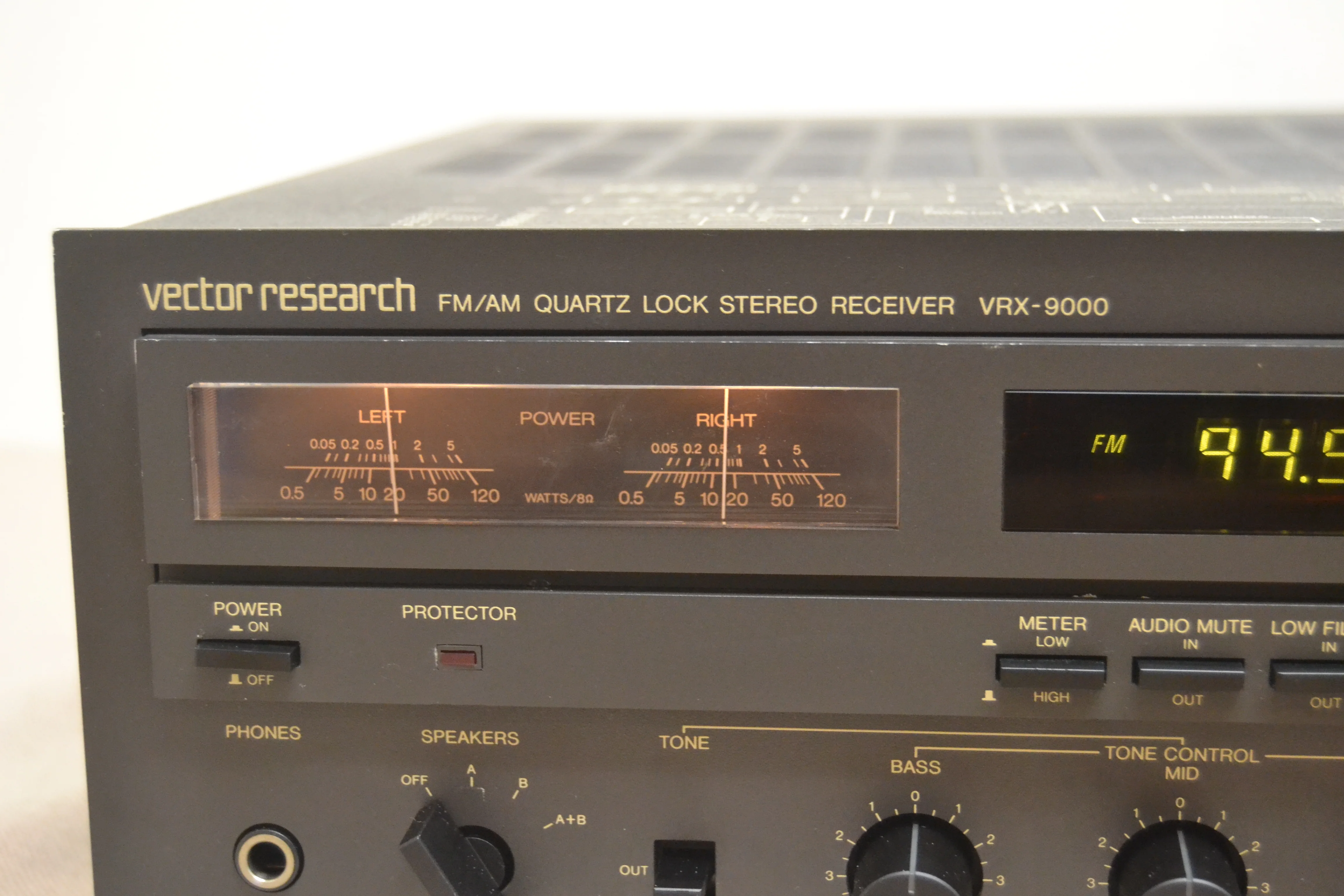 Vector Research VRX-9000 Stereo Receiver * 80W RMS * 1980 - Image 6