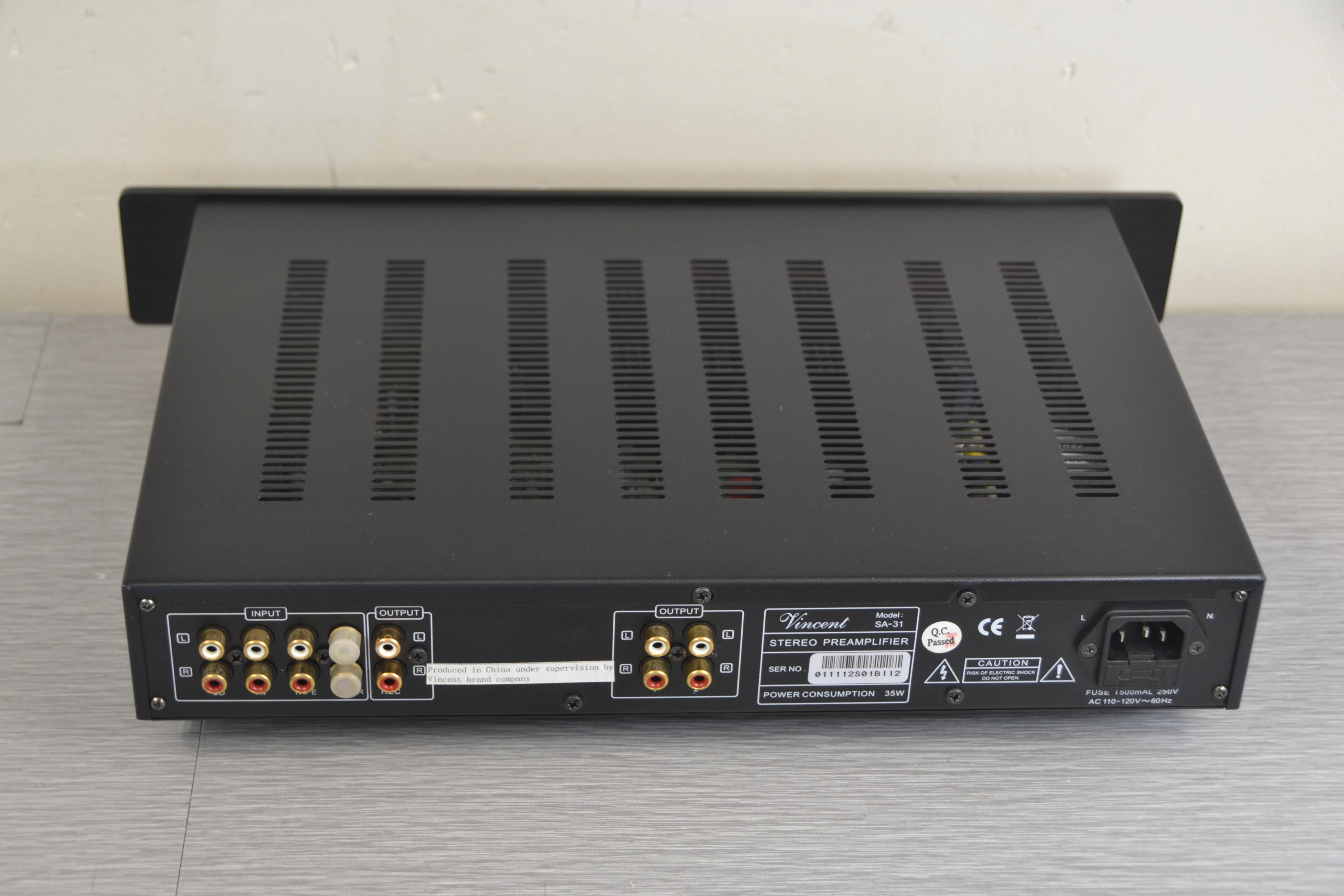Vincent SA-31 Hybrid Stereo Preamplifier (2003-18) - Image 10