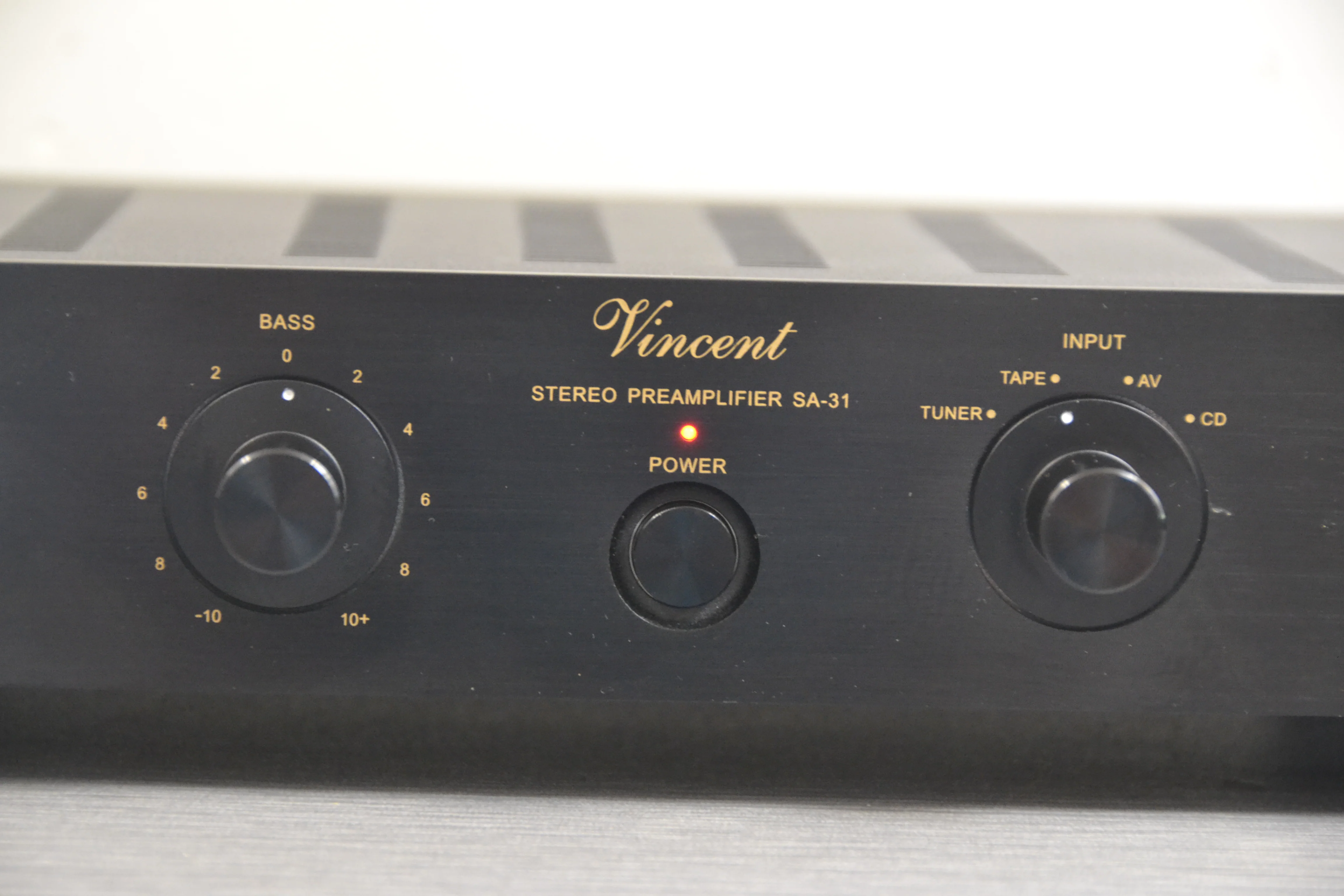 Vincent SA-31 Hybrid Stereo Preamplifier (2003-18) - Image 4