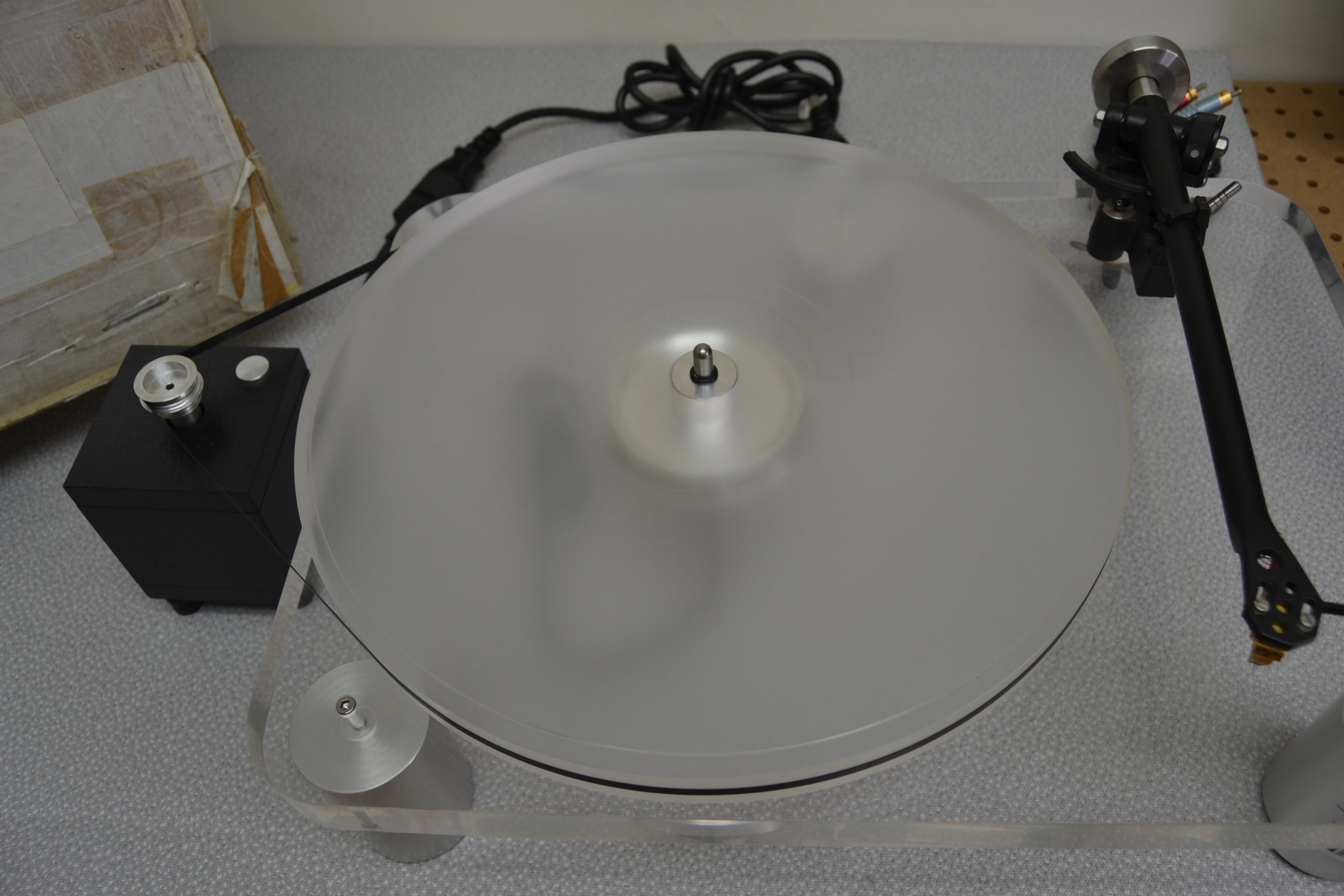 Vintage Late 1990s Basis Audio Turntable Model 1400 Clear High End Home Audio Audiophiles Turntable * Box * Benz Micro MC Cartridge - Image 14