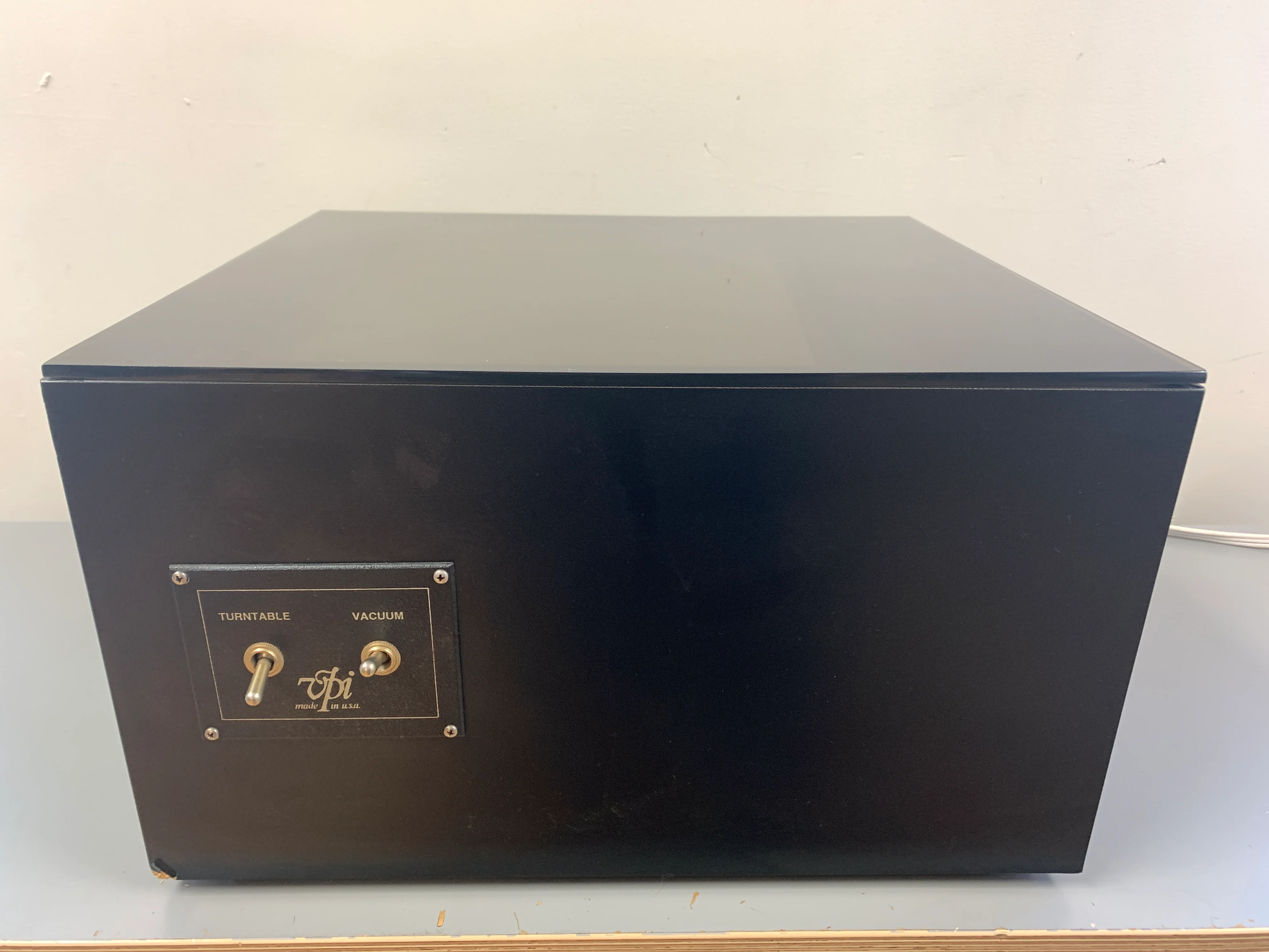 VPI HW 16.5 Wet Vaccum Record Cleaner