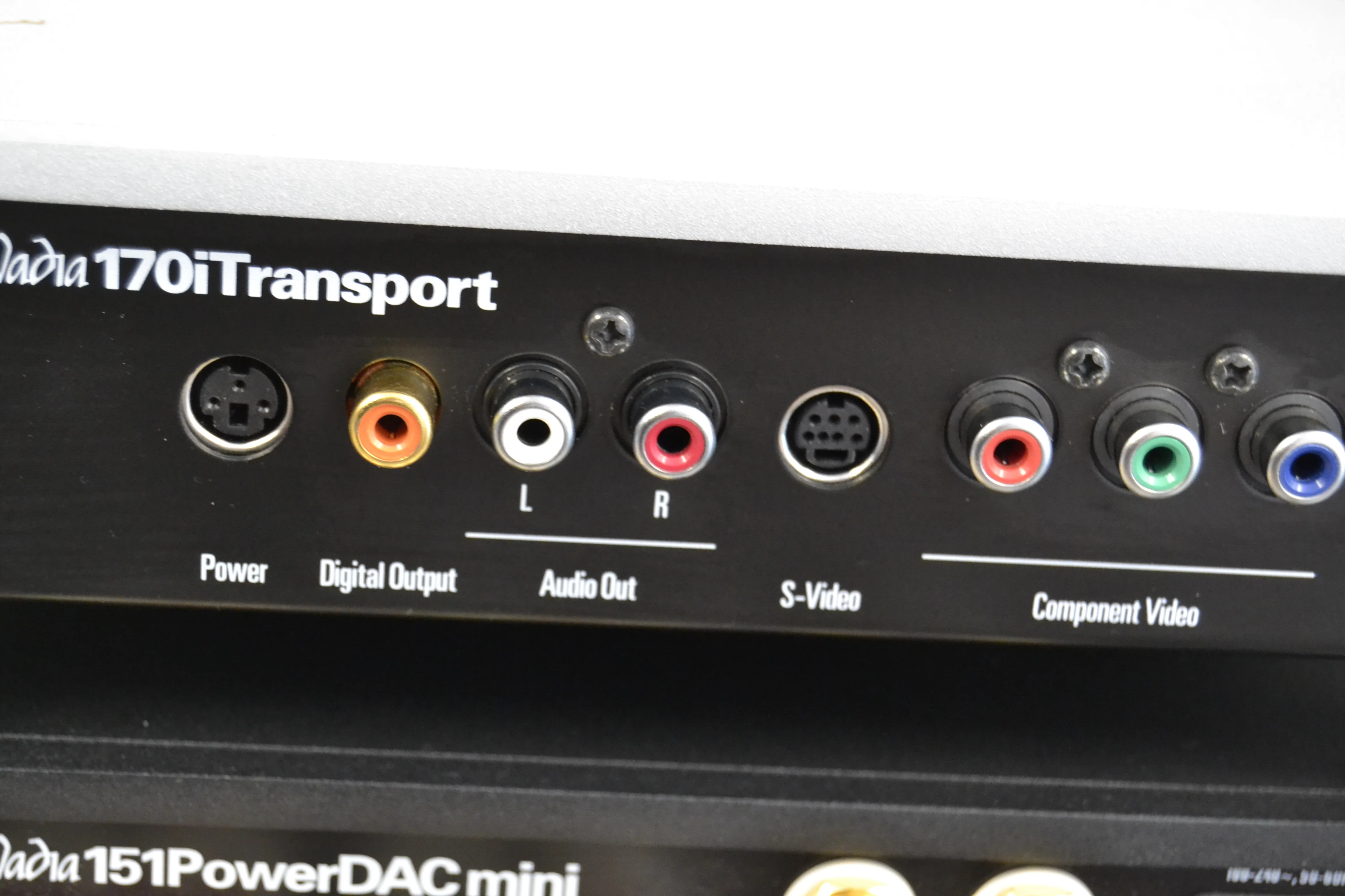Wadia 151 PowerDAC mini Combination Integrated Amp/DAC * 171i Transport * Apple ipod 8gb - Image 17