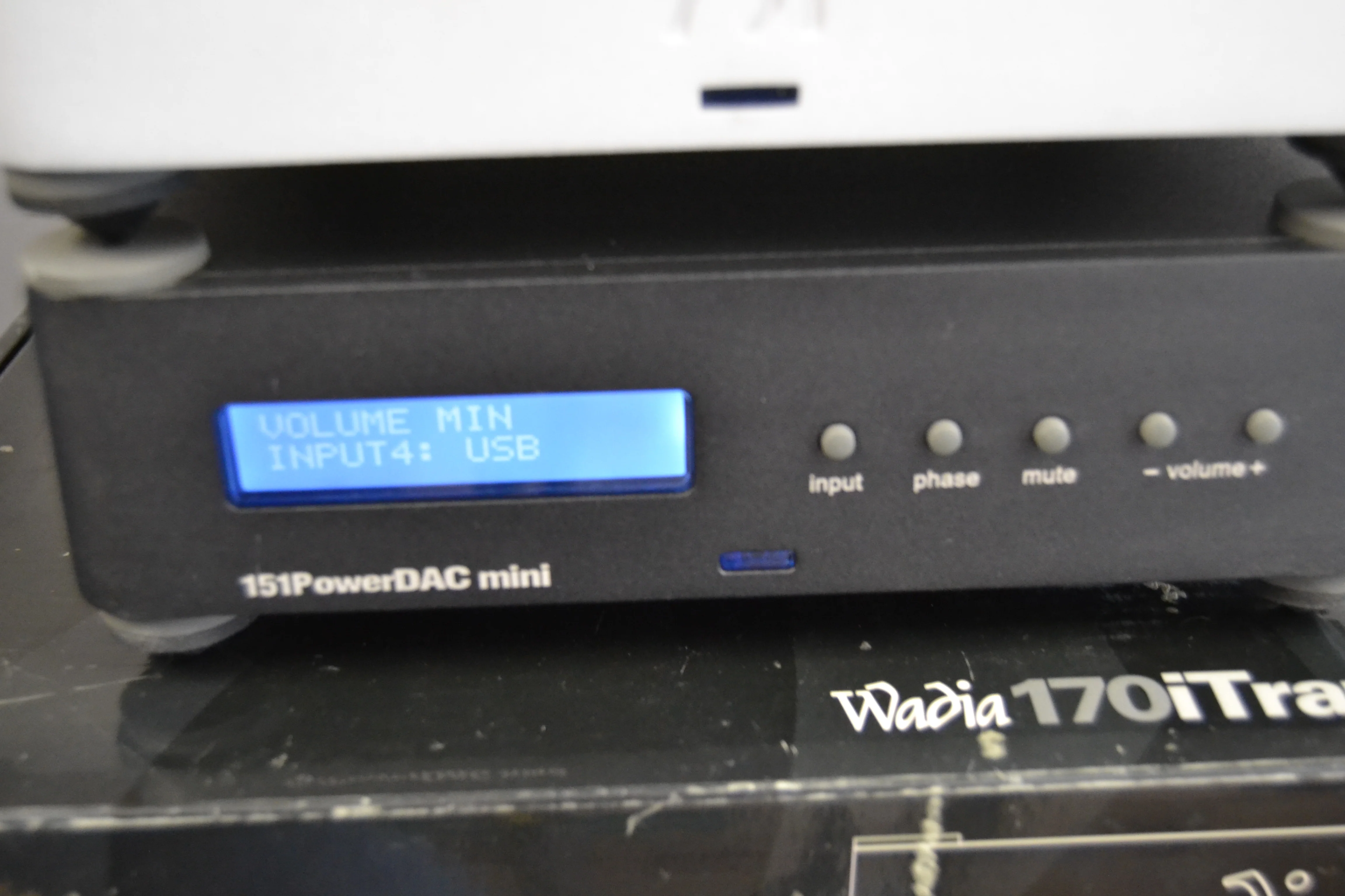 Wadia 151 PowerDAC mini Combination Integrated Amp/DAC * 171i Transport * Apple ipod 8gb - Image 5