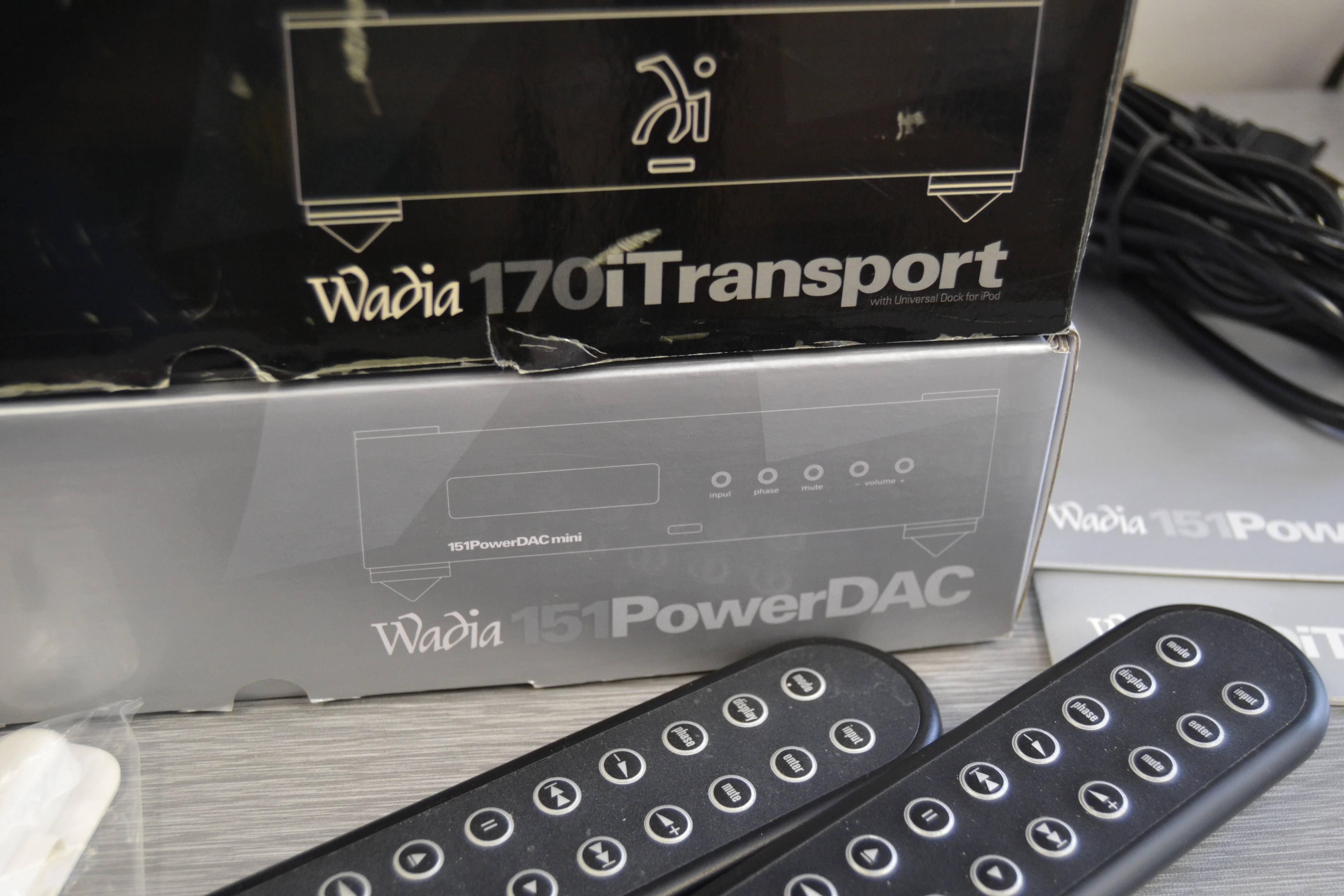 Wadia 151 PowerDAC mini Combination Integrated Amp/DAC * 171i Transport * Apple ipod 8gb - Image 7