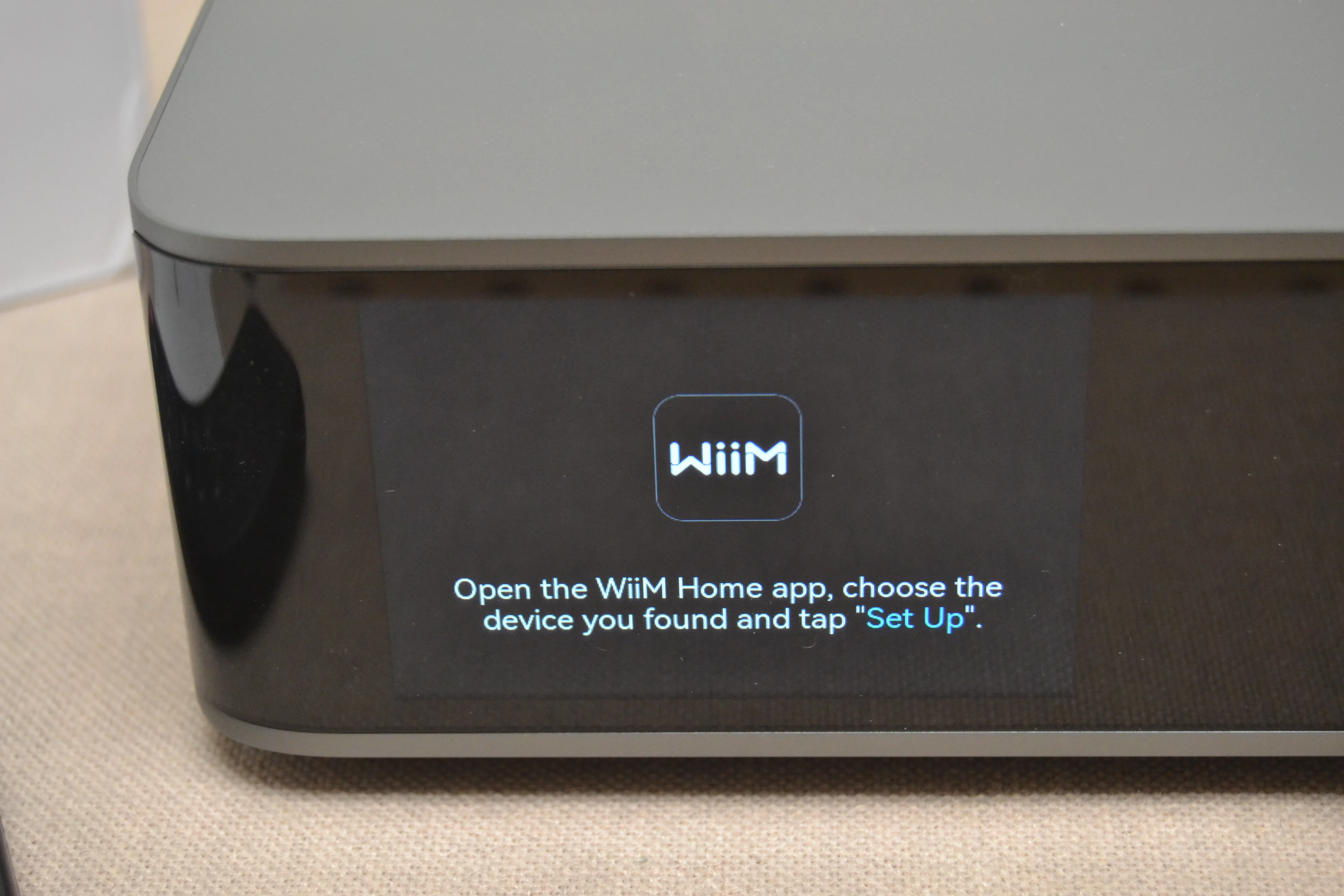 WiiM Ultra Streaming music player and digital preamp with Wi-Fi®, Bluetooth®, and 3.5" touchscreen - Image 12