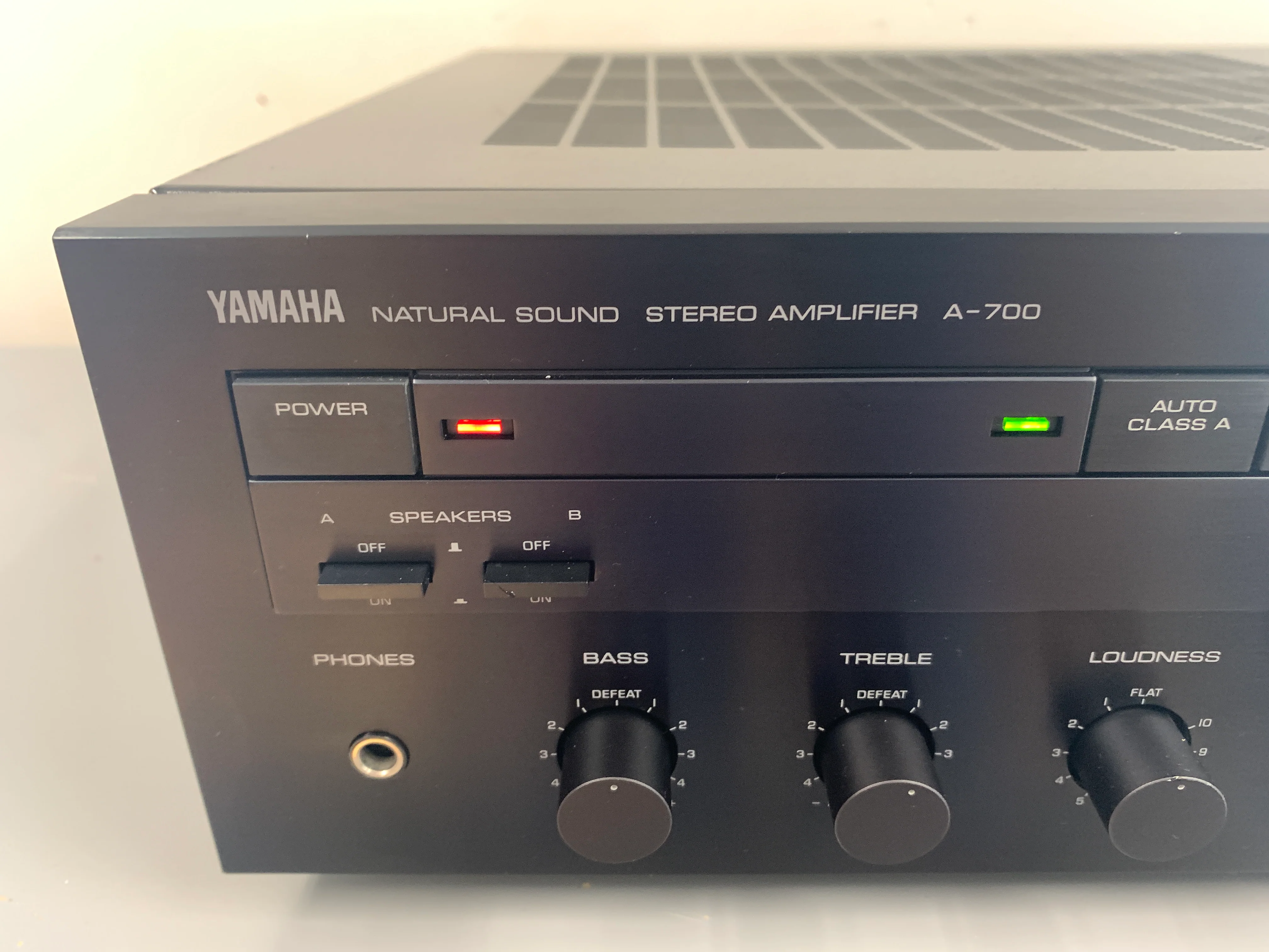 Yamaha A-700 Stereo Integrated Amplifier * 100W RMS * 1983 - Image 2