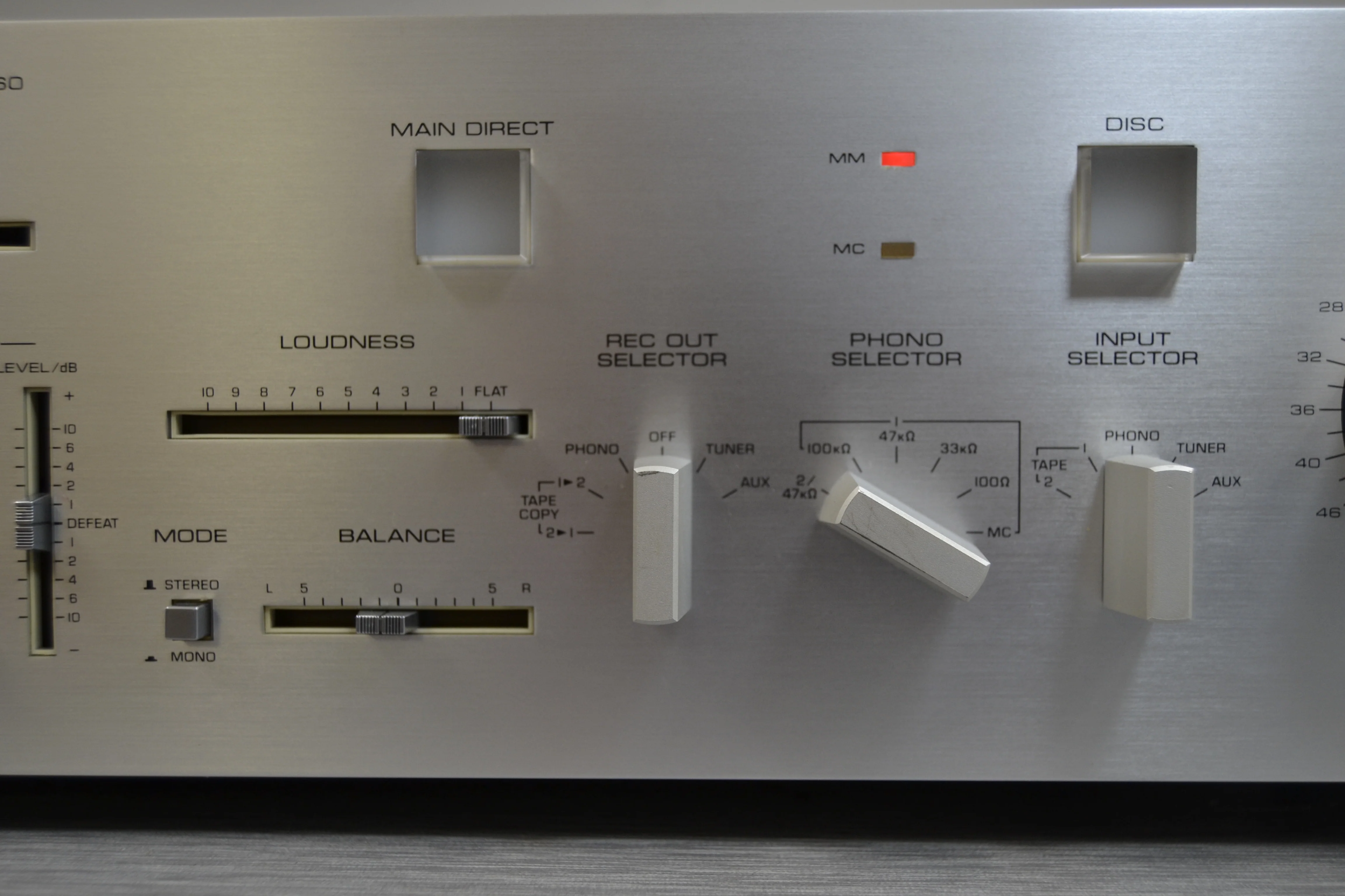 Yamaha A-960 Stereo Integrated Amplifier * 100W RMS * 1980 - Image 3