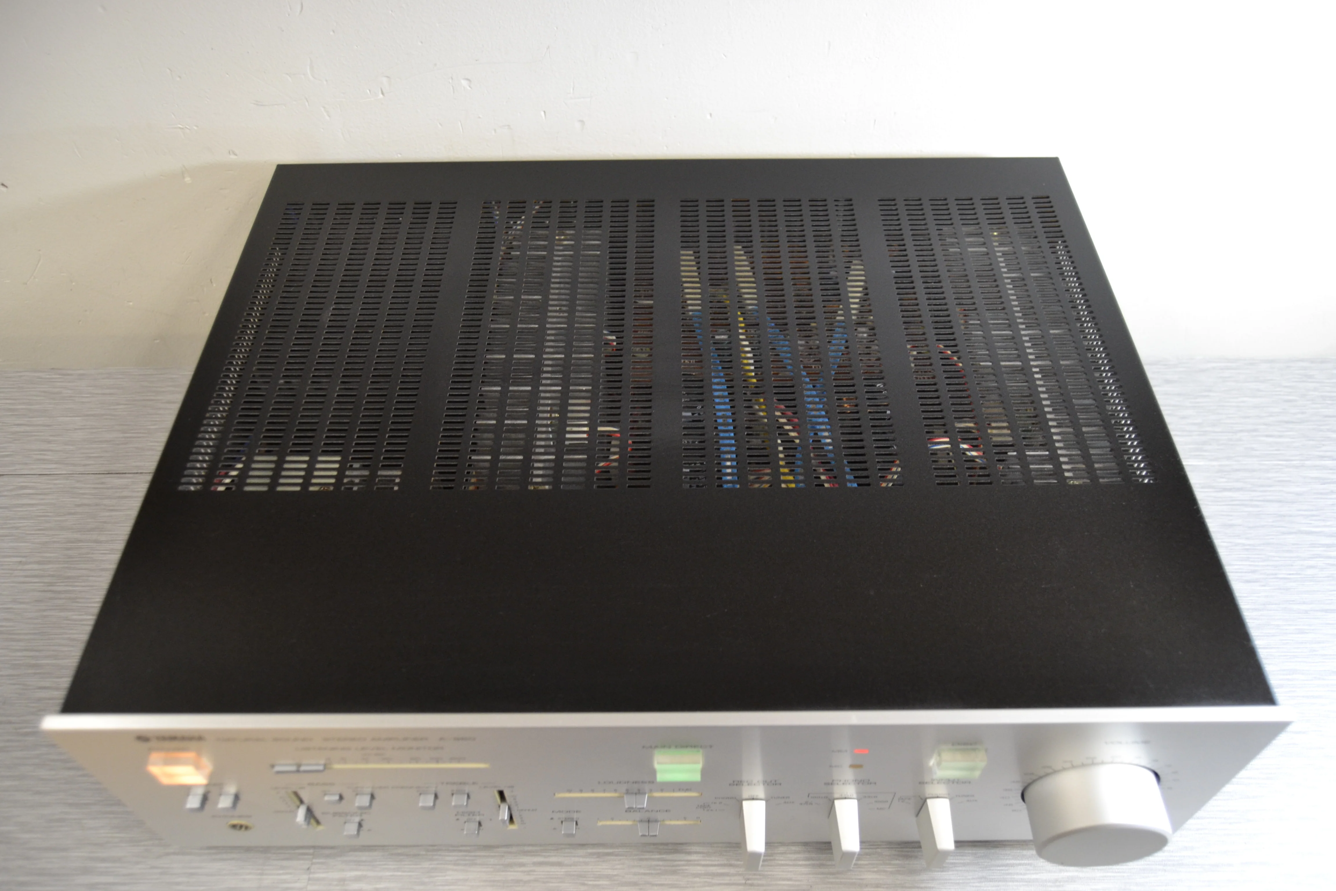 Yamaha A960 Stereo Integrated Amplifier - Image 5