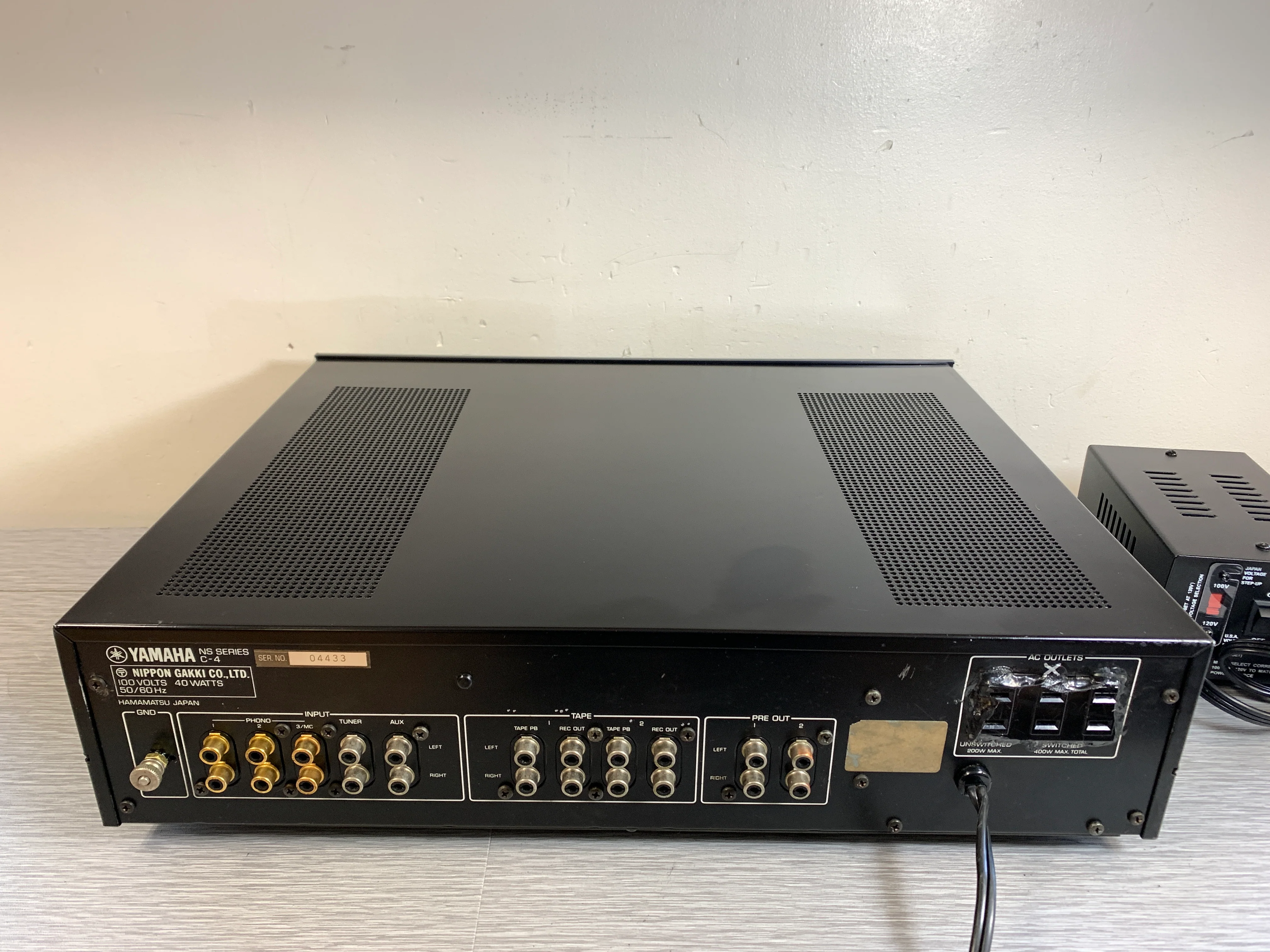 Yamaha C-4 Natural Sound Stereo PreAmplifier (1979-81) - Image 10