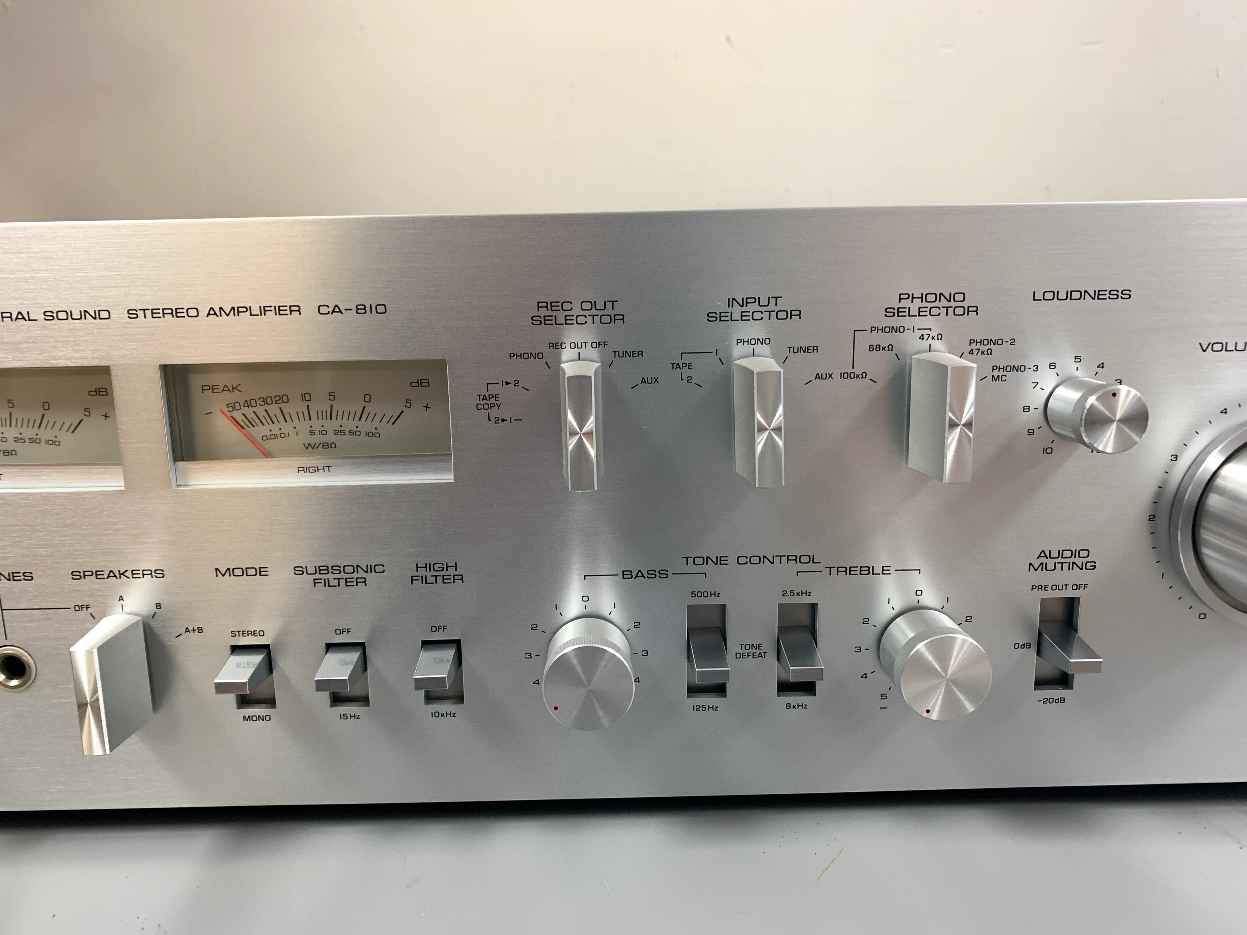 Yamaha CA-810 Stereo Integrated Amplifier - Image 3