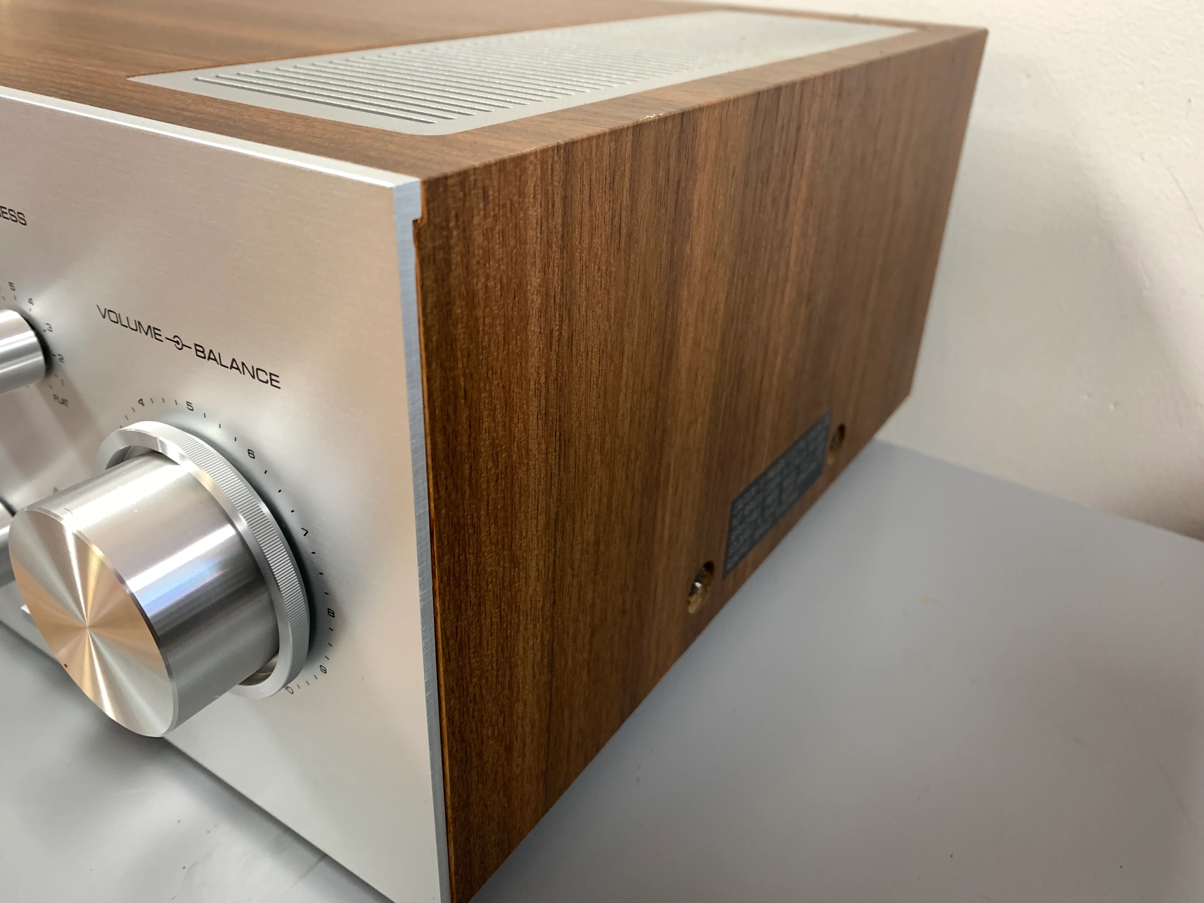 Yamaha CA-810 Stereo Integrated Amplifier - Image 6