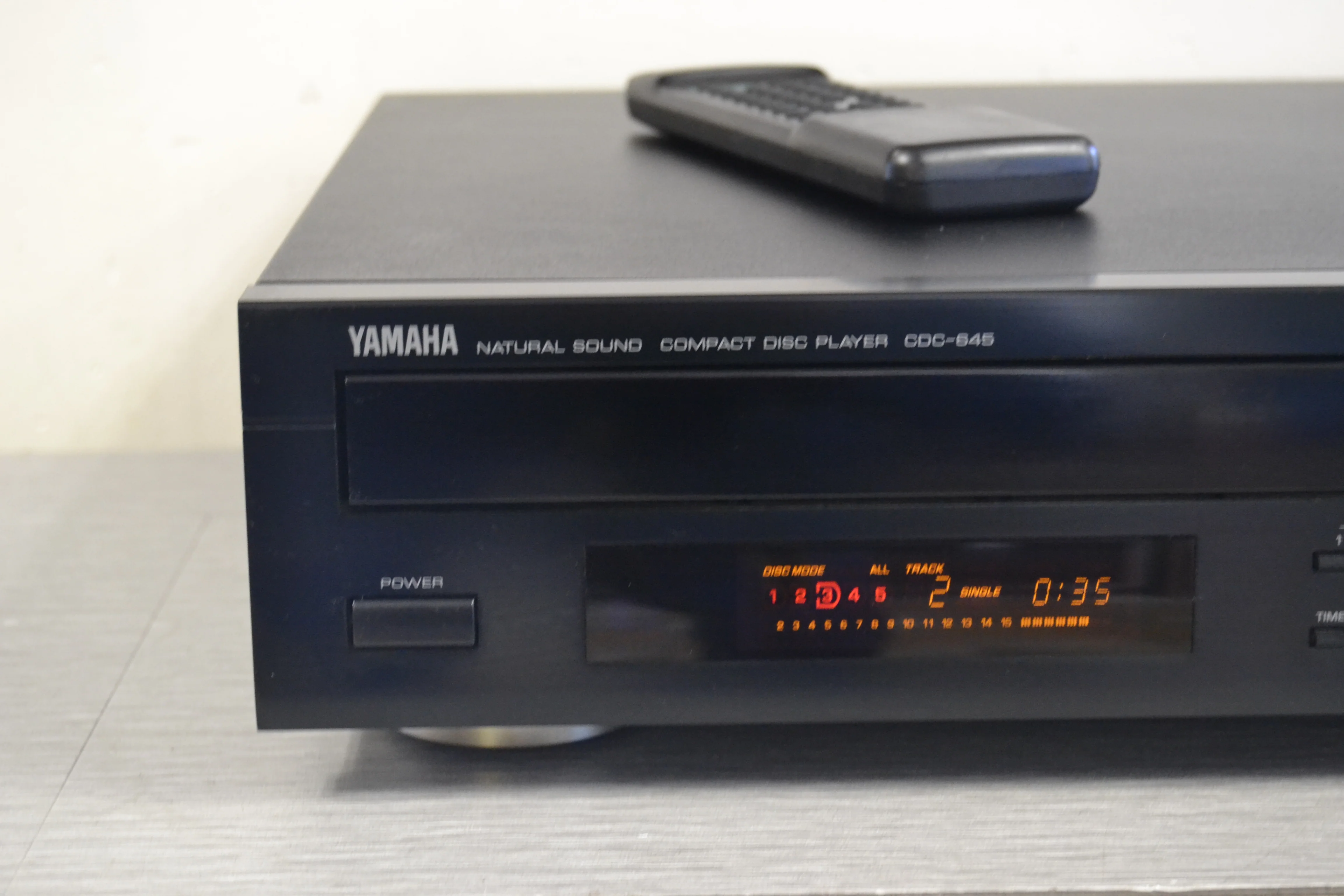 Yamaha CDC-645 CD Changer with Remote Control - Image 2