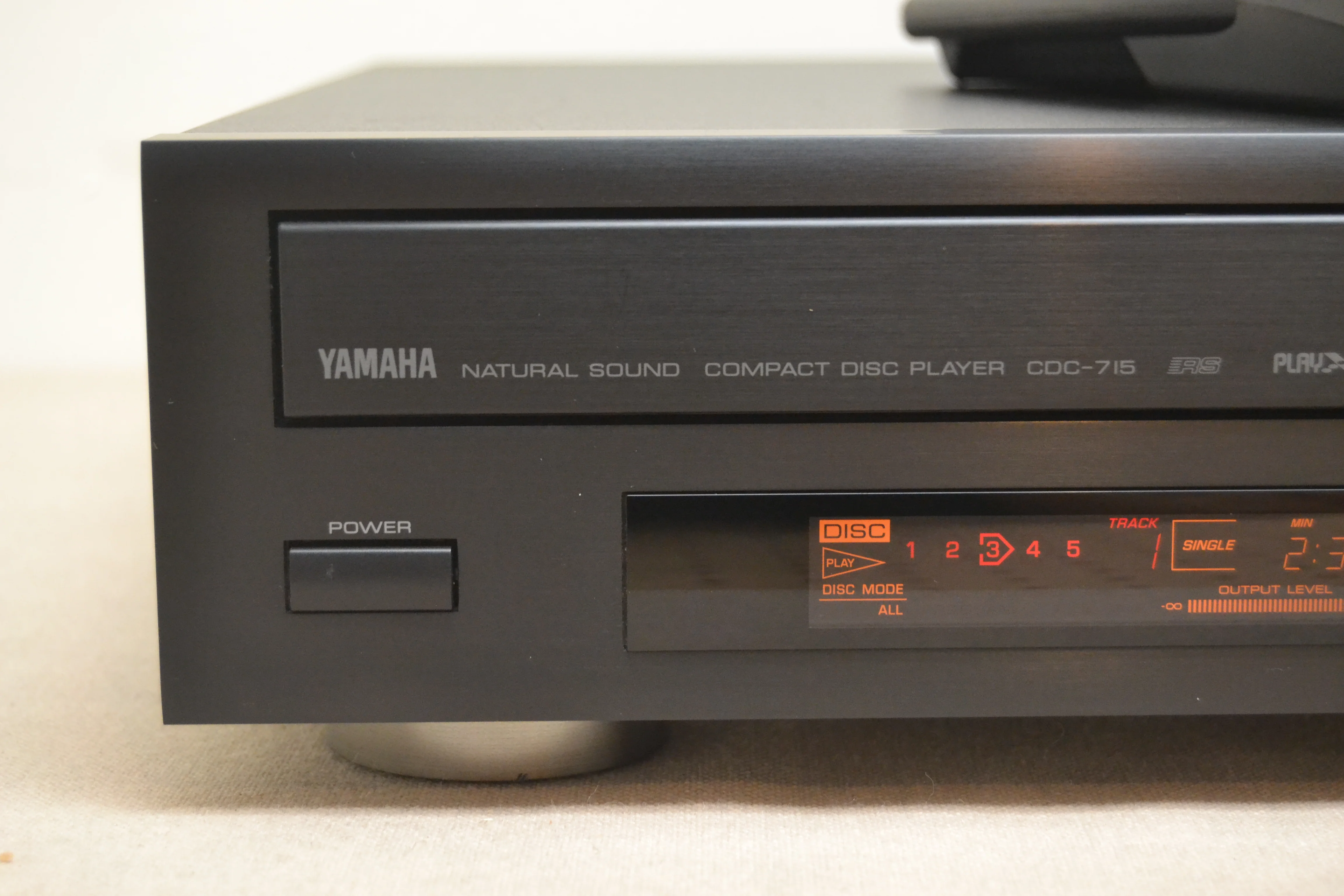 Yamaha CDC-715 CD Carousel 5 Discs * Remote Control - Image 2