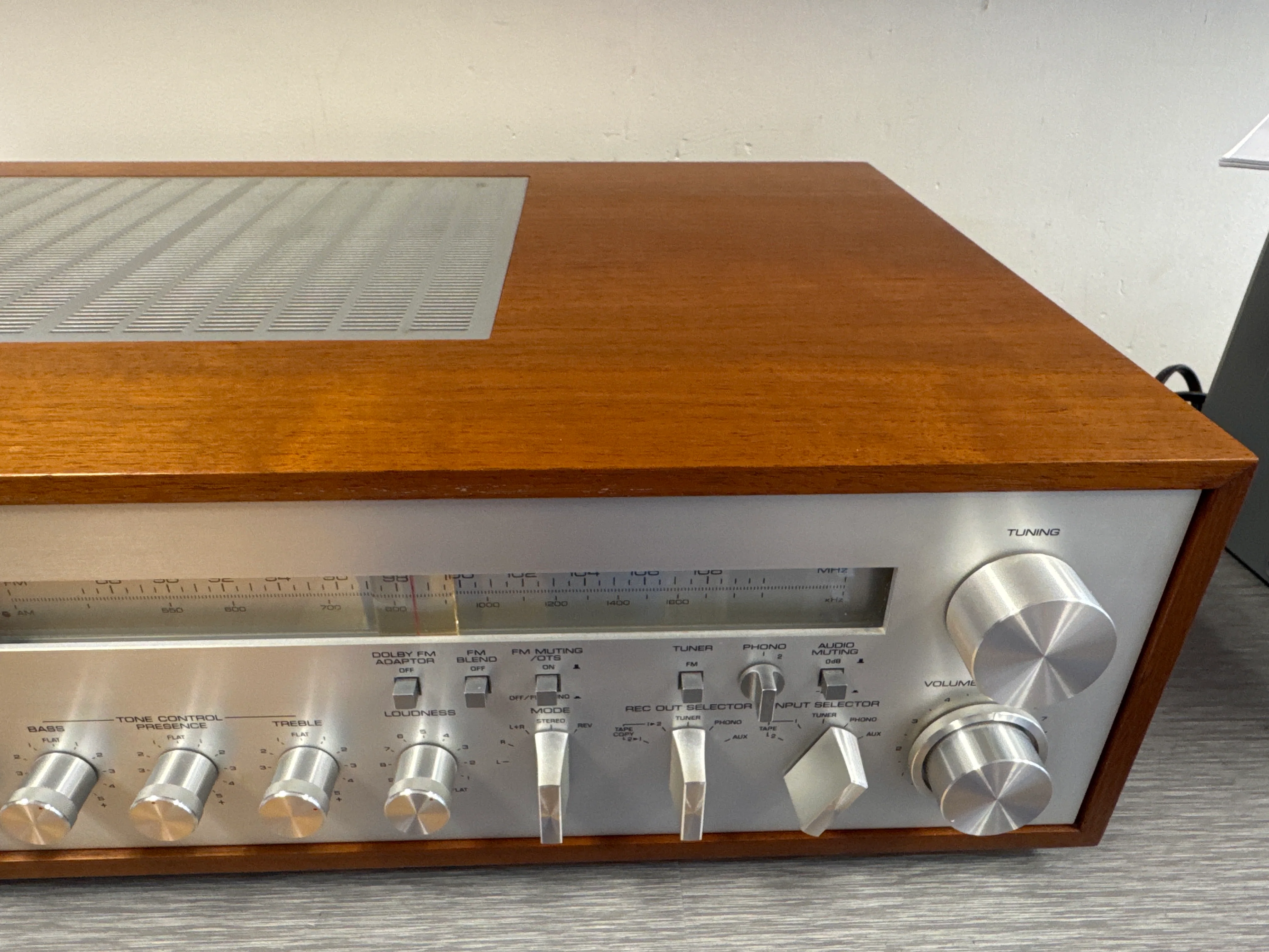 Yamaha CR-1020 Stereo Receiver * 1977 * 70W RMS - Image 4