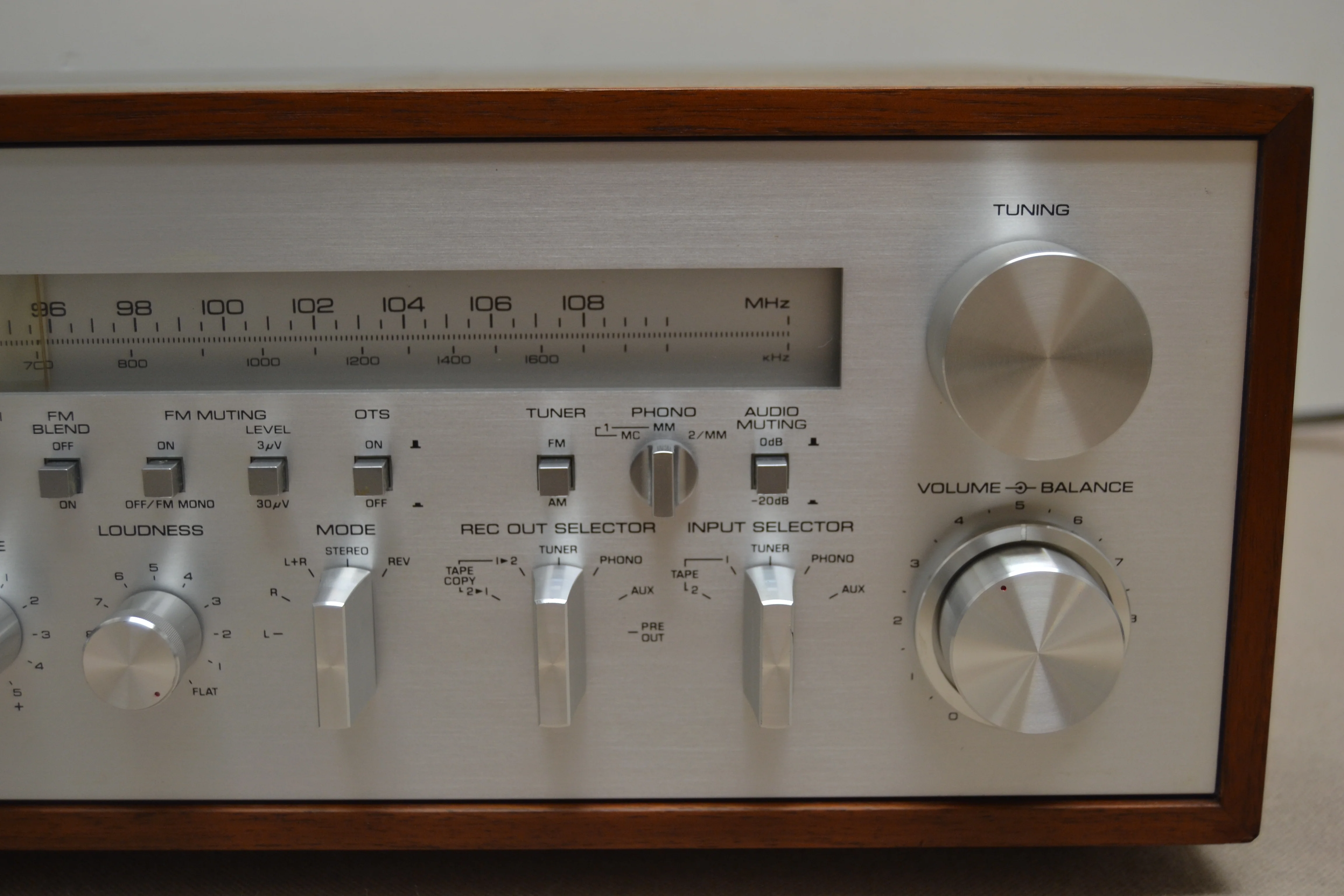 Yamaha CR-2020 Stereo Receiver * 105W RMS * 1978 - Image 4
