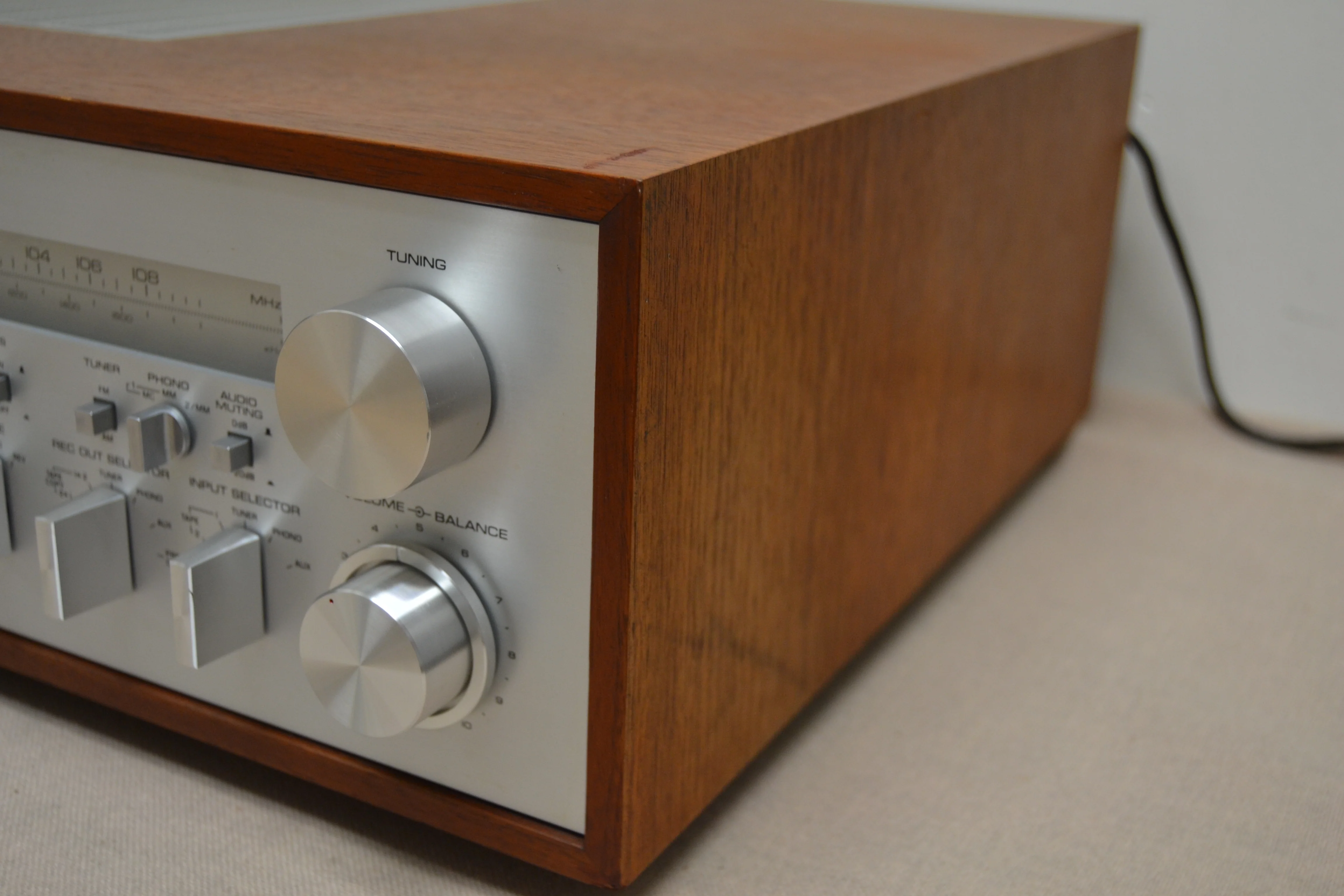 Yamaha CR-2020 Stereo Receiver * 105W RMS * 1978 - Image 8