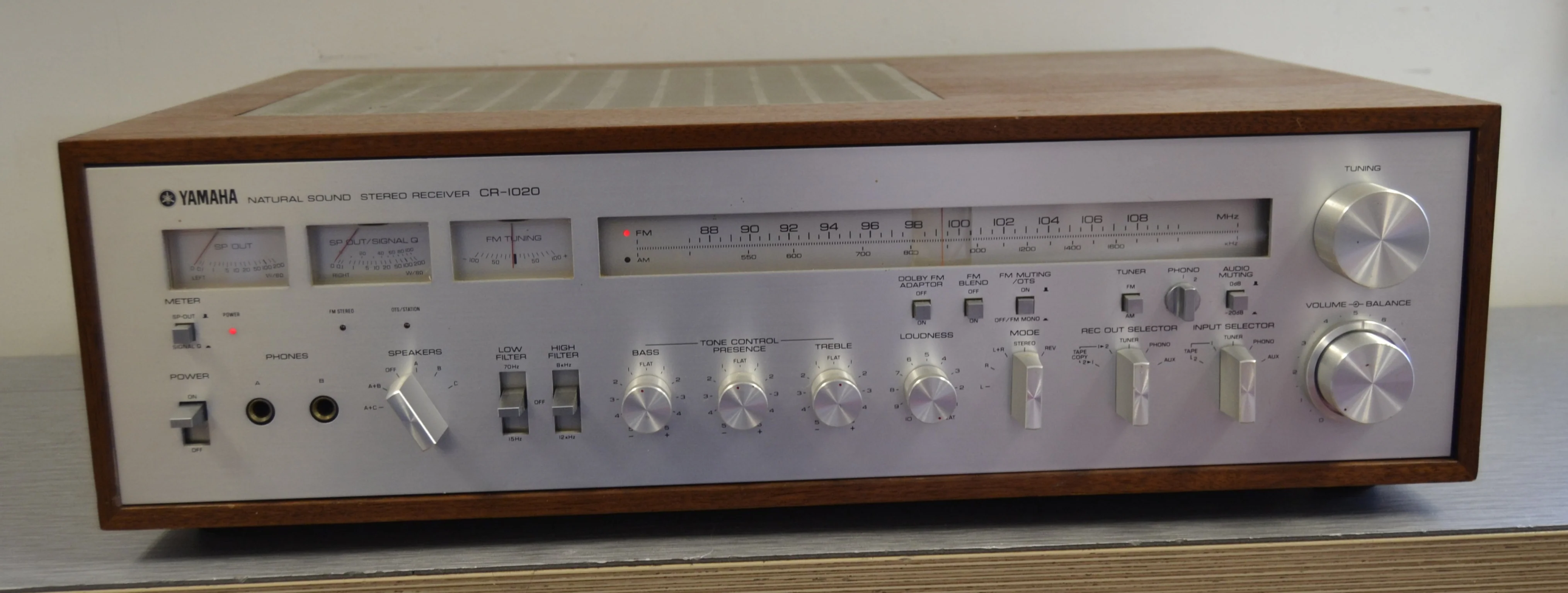Yamaha CR1020 Stereo Receiver * 70W RMS * 1977 * RECAPPED !