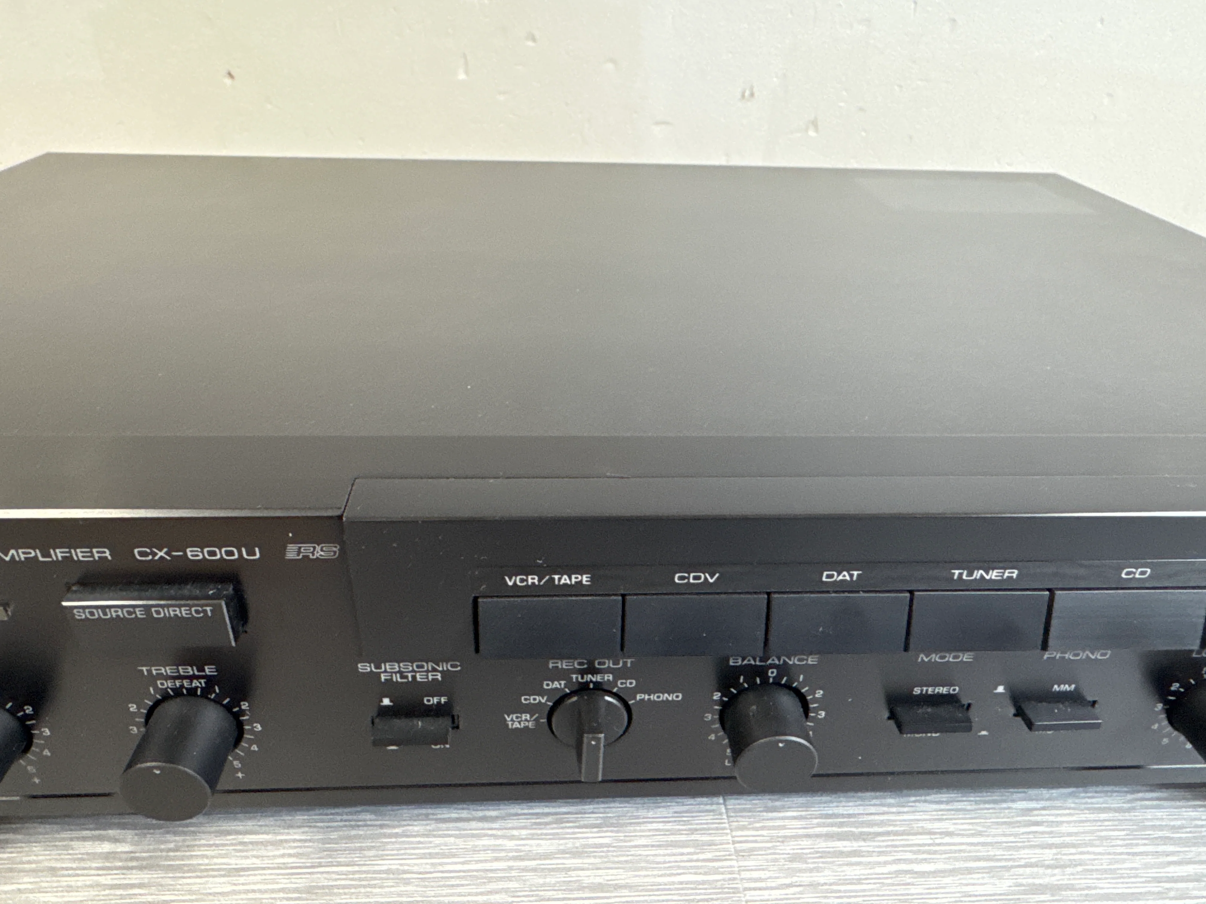 Yamaha 600U Stereo Preamplifier * Remote * Manual - Image 3