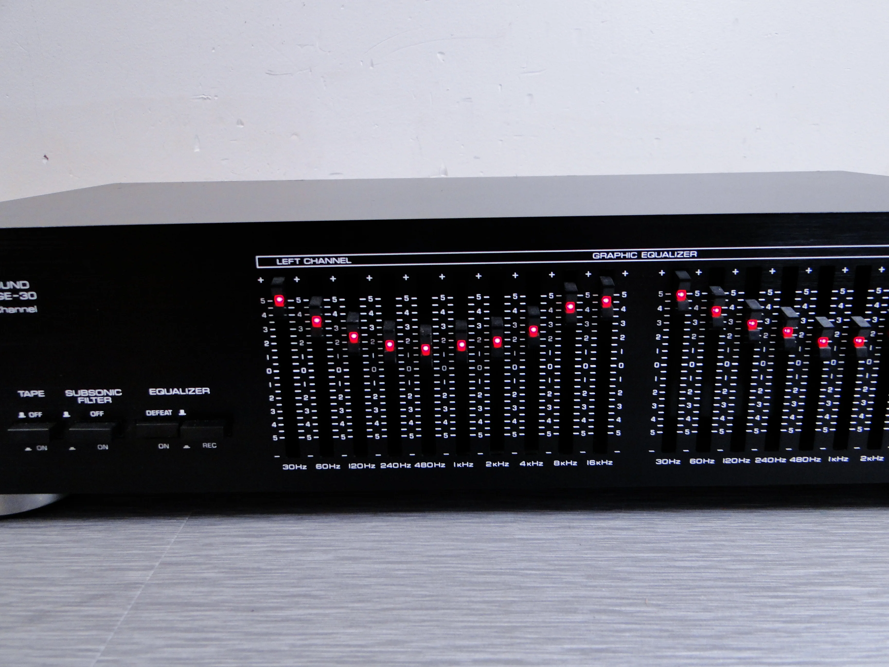 Yamaha GE-30 Stereo Graphic Equalizer - Image 3