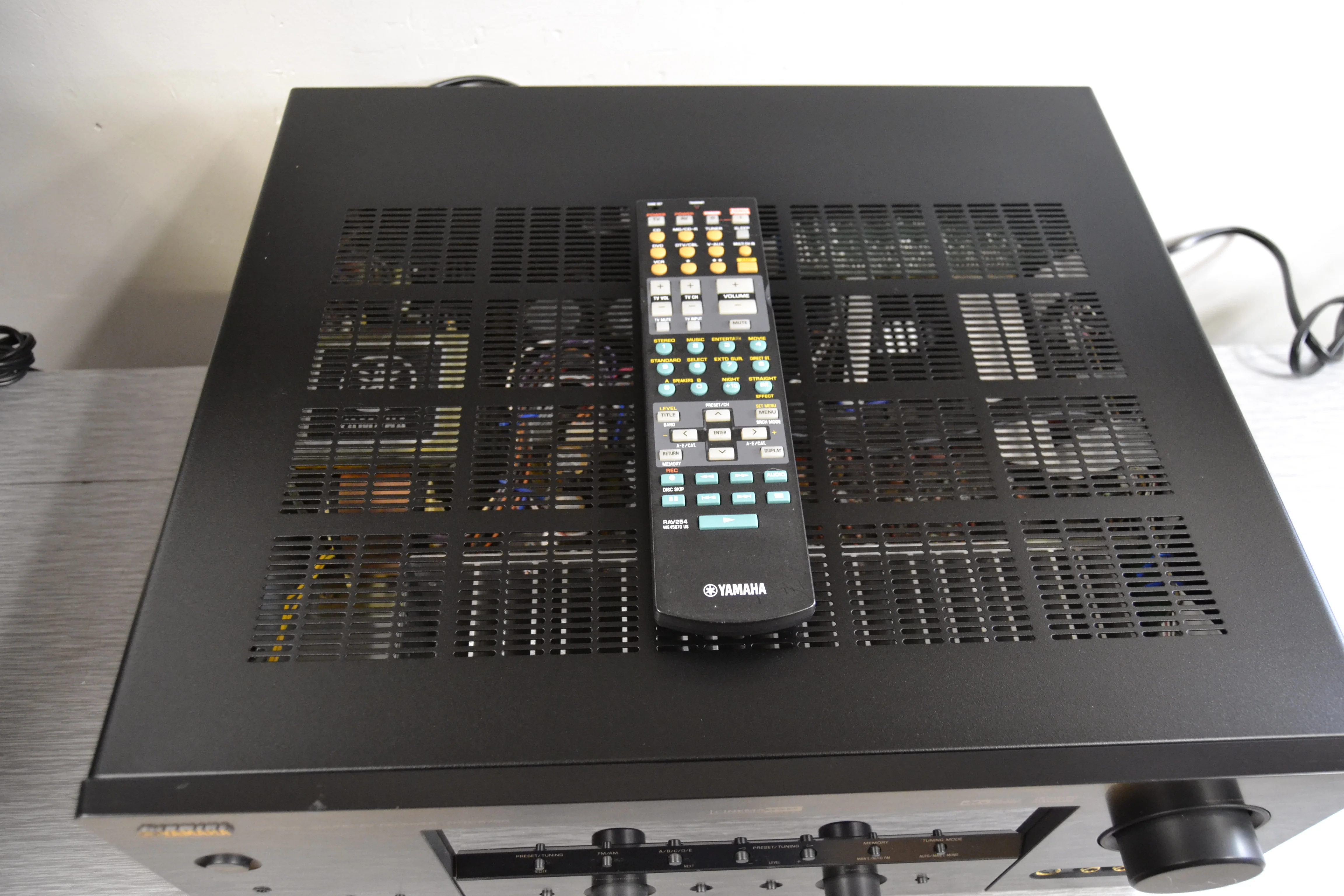 Yamaha HTR-5760 AV Stereo Receiver * 95W RMS * 2004 * Remote Control - Image 5
