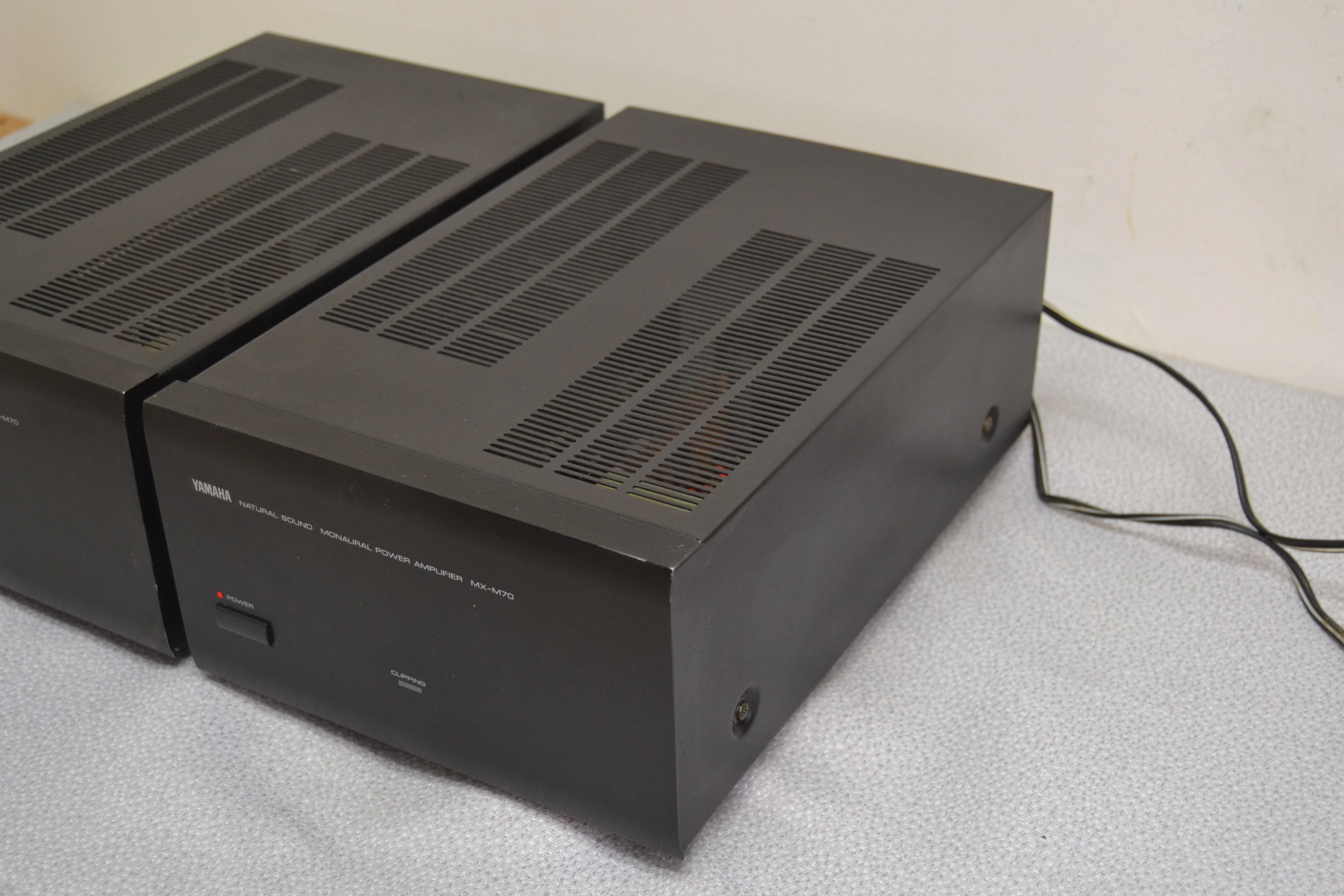 Yamaha MX-M70 Monaural Power Amplifier (1989) * Set of 2 * Fully Serviced - Image 5