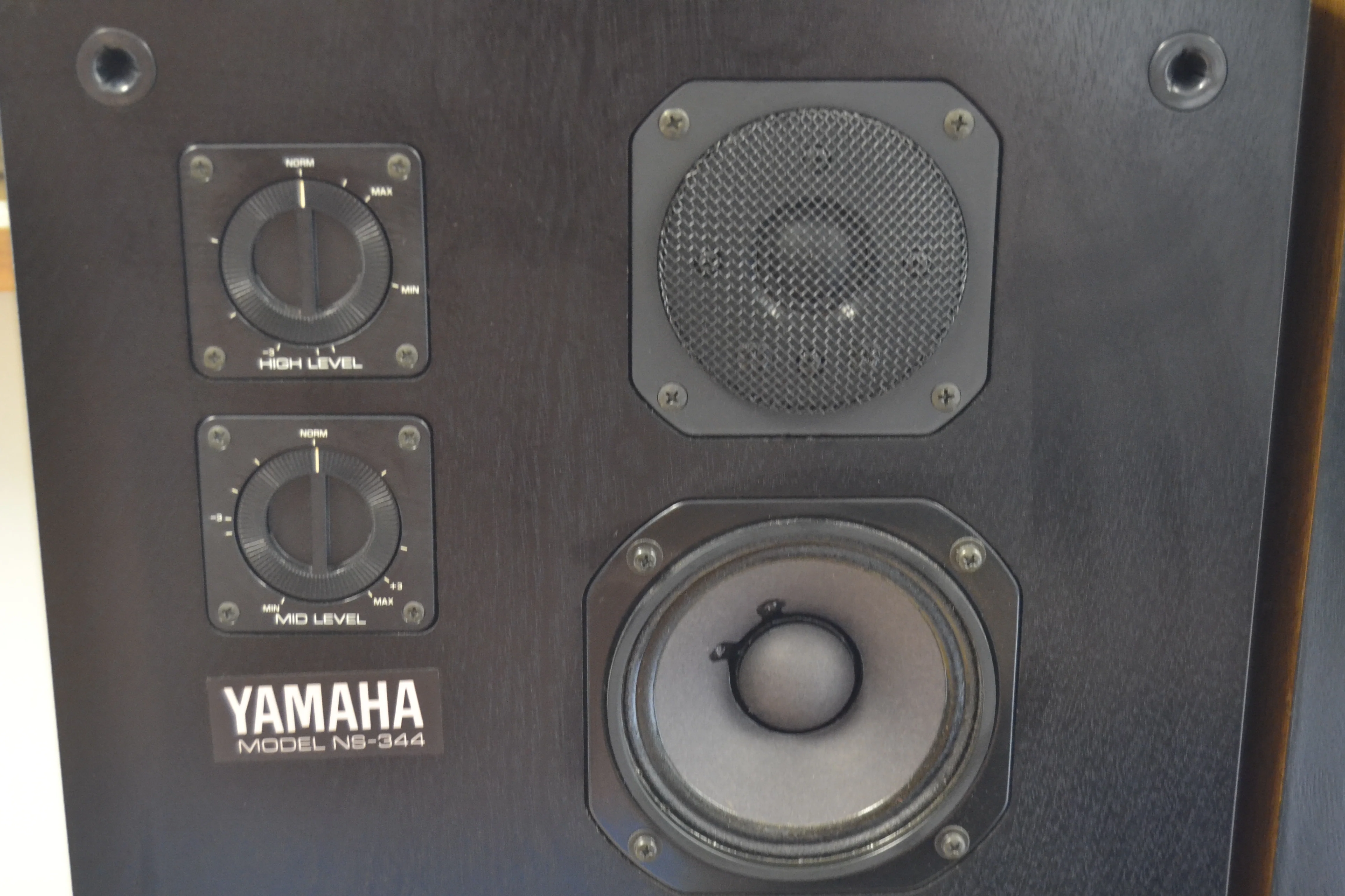Yamaha NS-344 Floor Standing Studio Monitor Speakers - Image 4