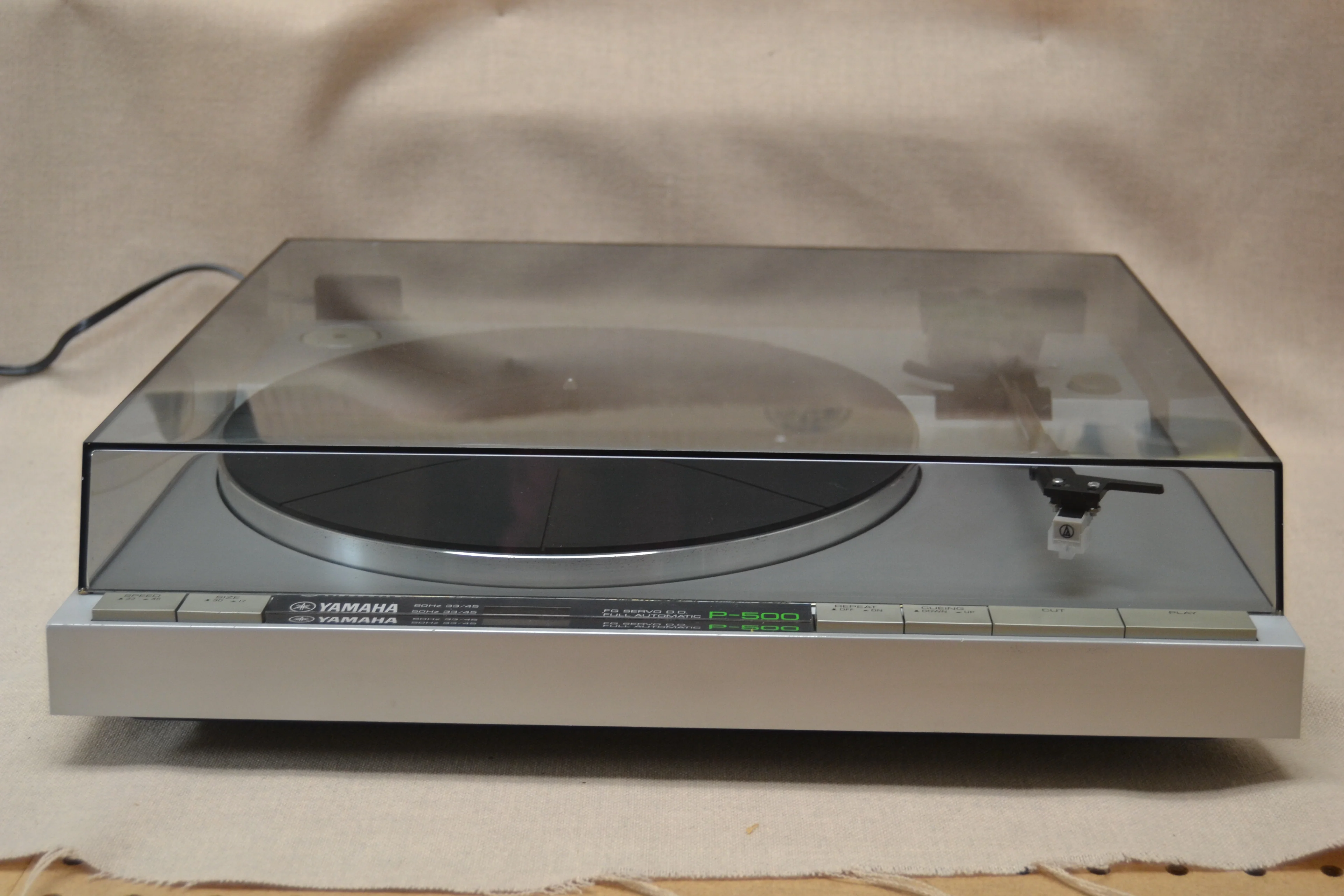 Yamaha P-500  Fully Automatic Turntable (1982-1983) * NEW Audio Technica AT3600 Cartridge * BOX - Image 2
